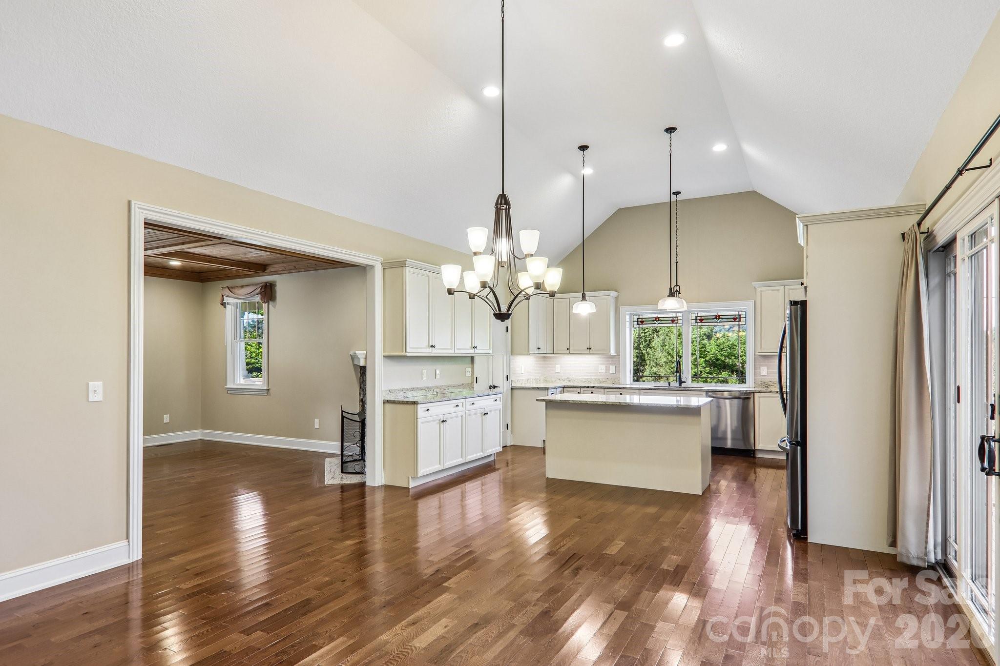 17 Hamilton Woods Lane Property Photo 13