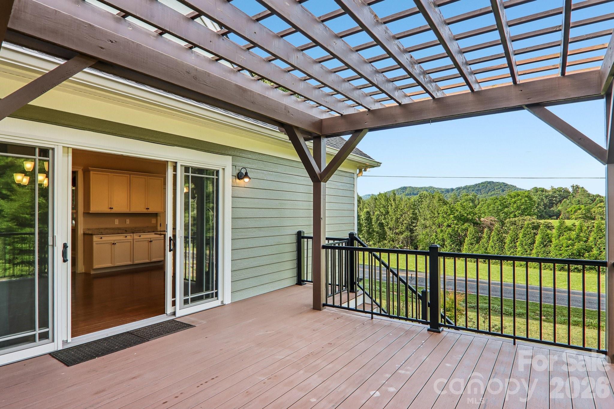 17 Hamilton Woods Lane Property Photo 35