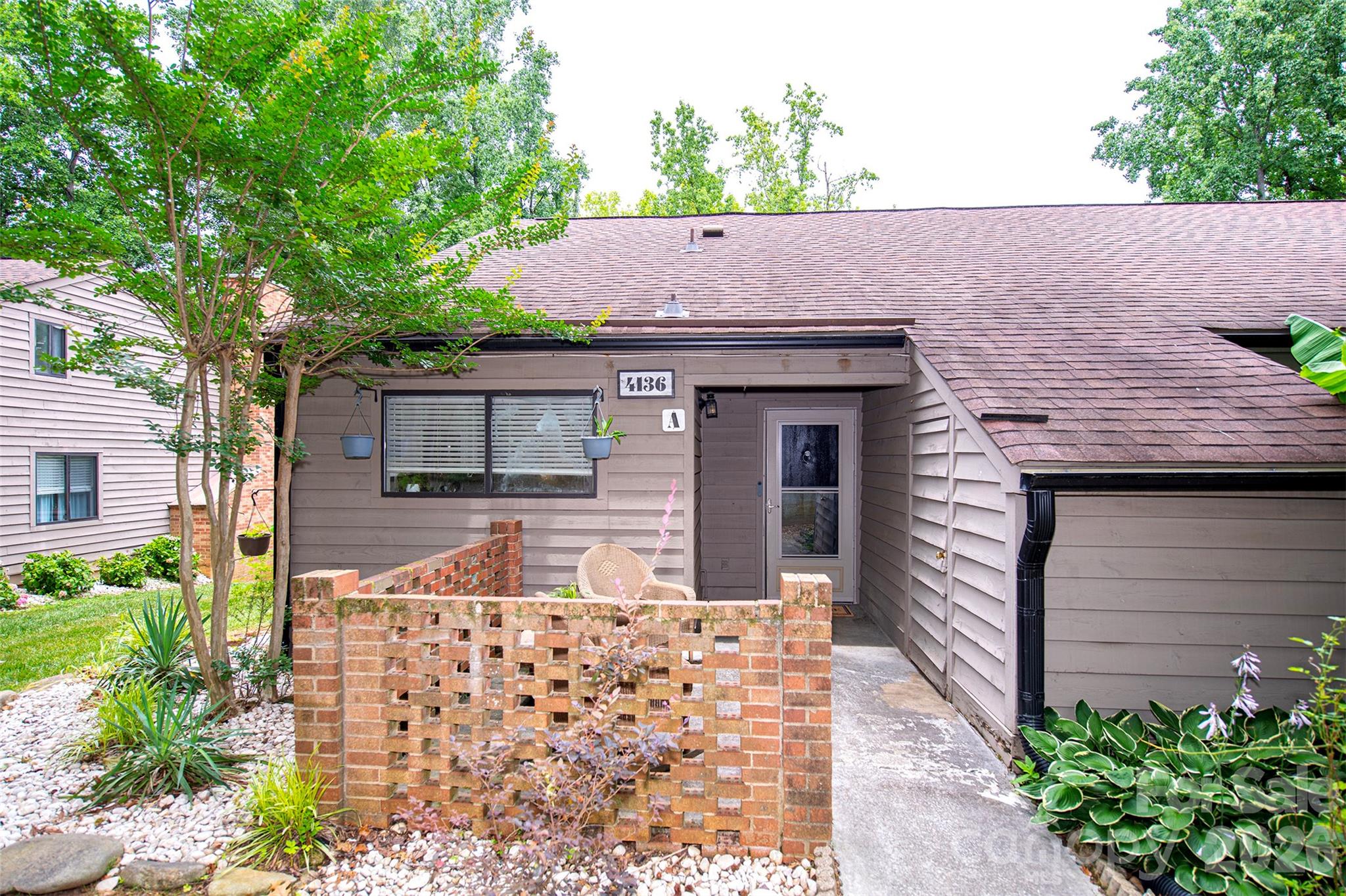 4136 Charlotte Highway Property Photo