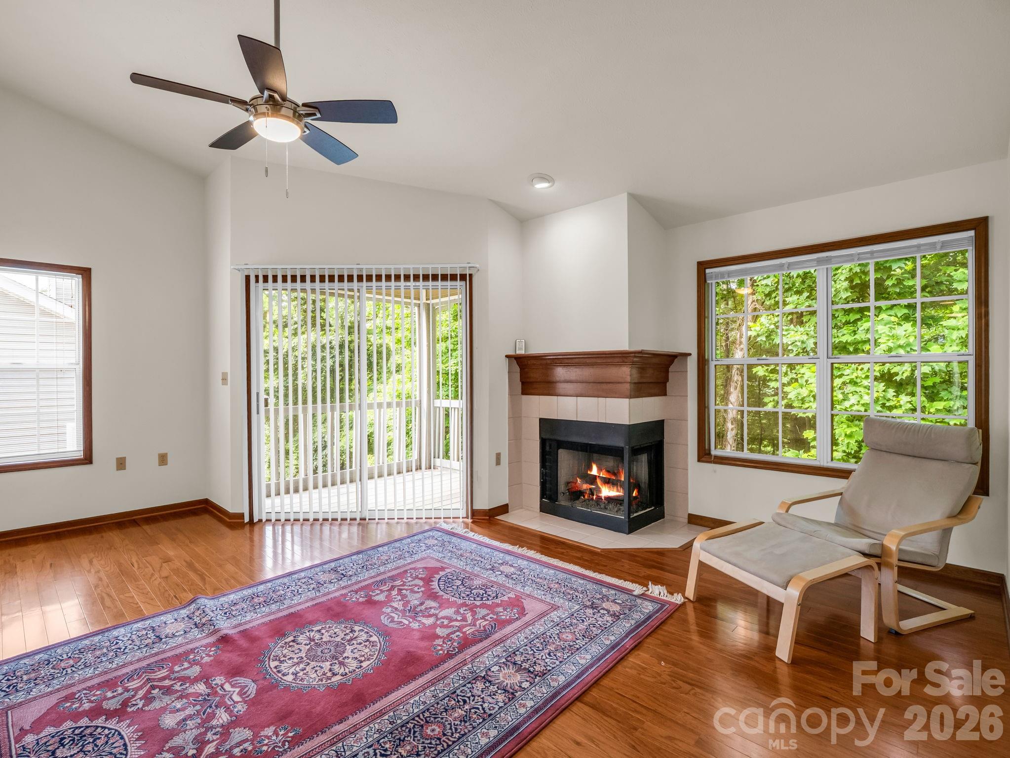 341 Laurel Park Place Property Photo 22