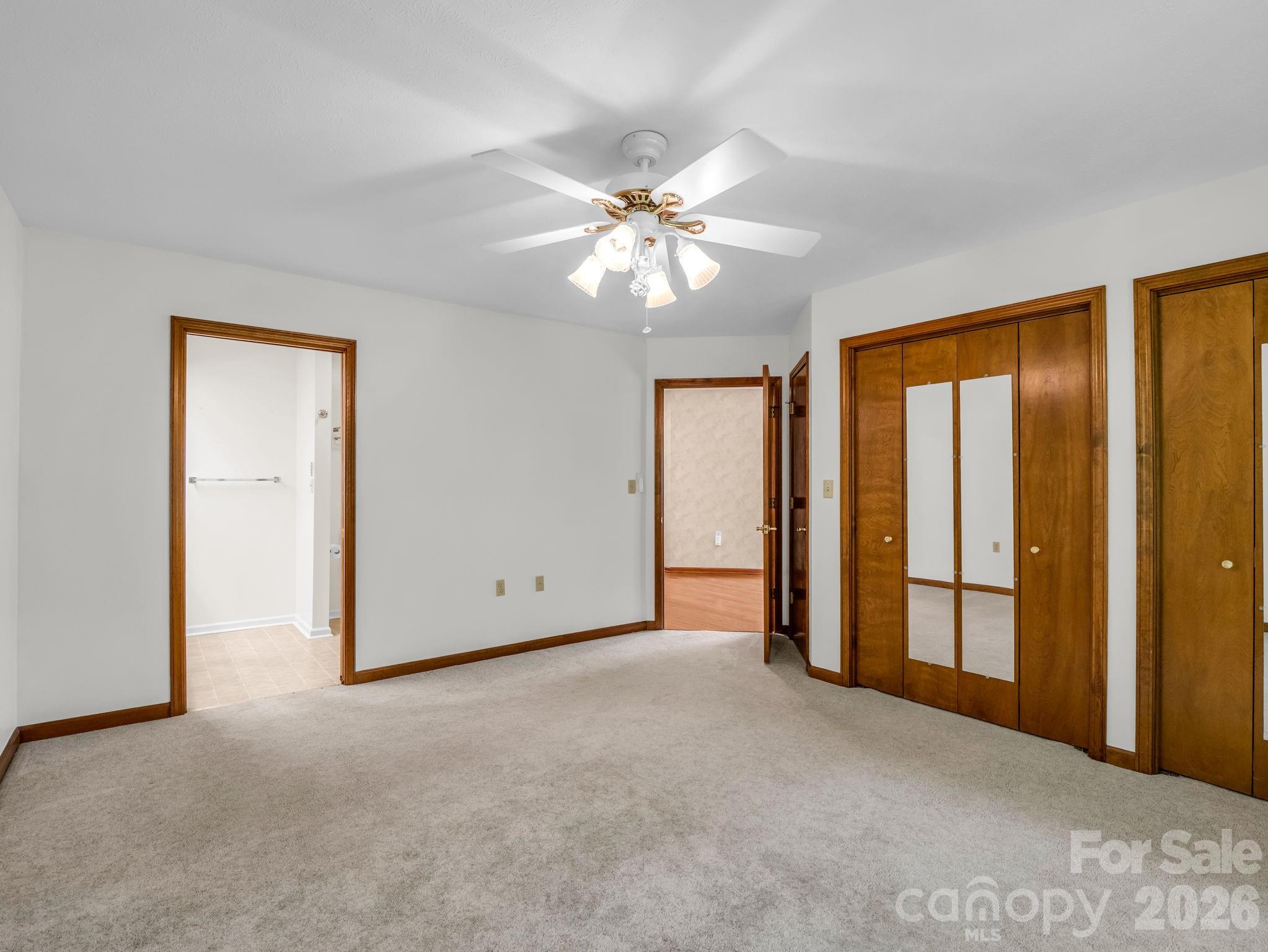 341 Laurel Park Place Property Photo 25