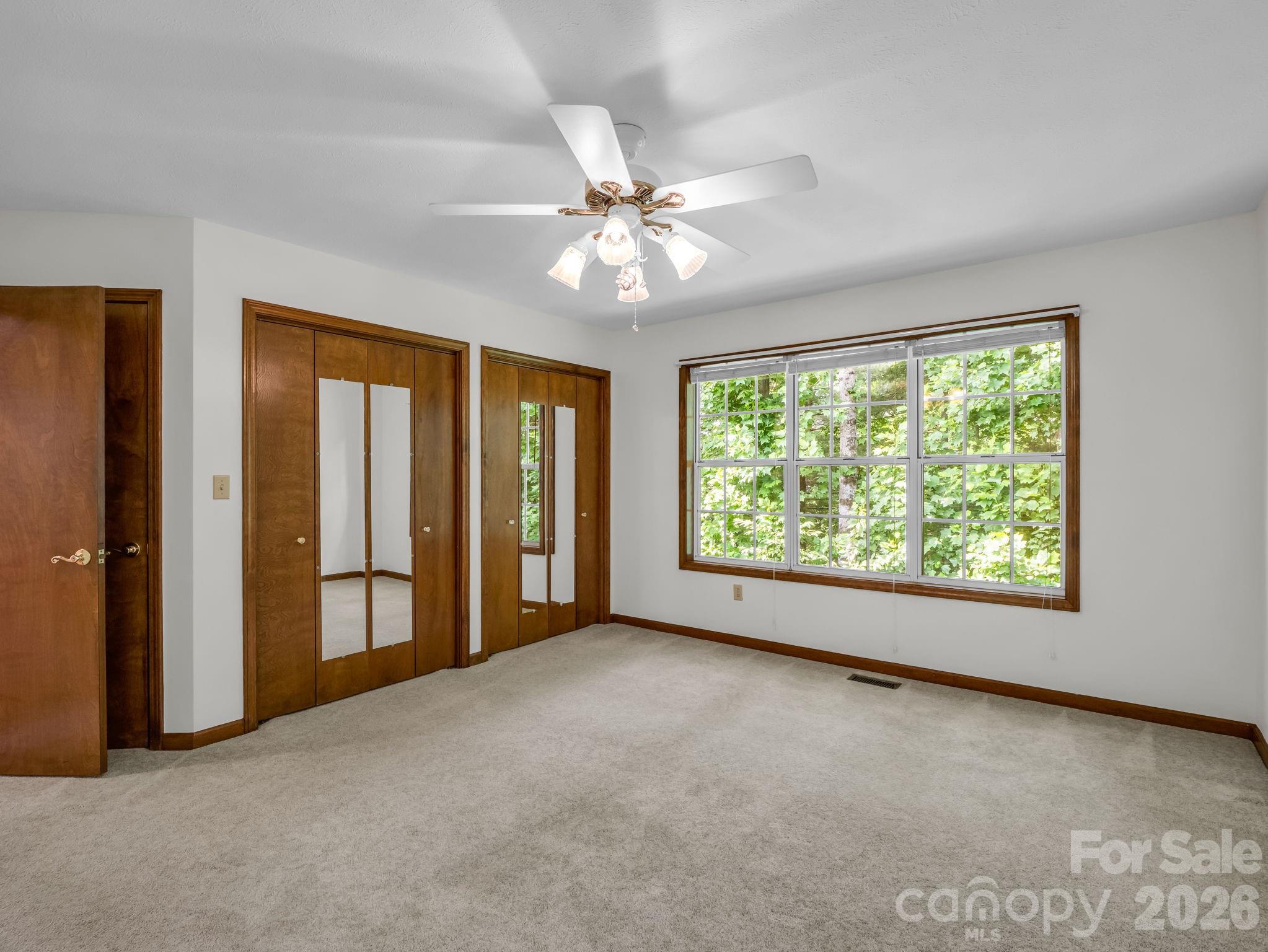 341 Laurel Park Place Property Photo 26