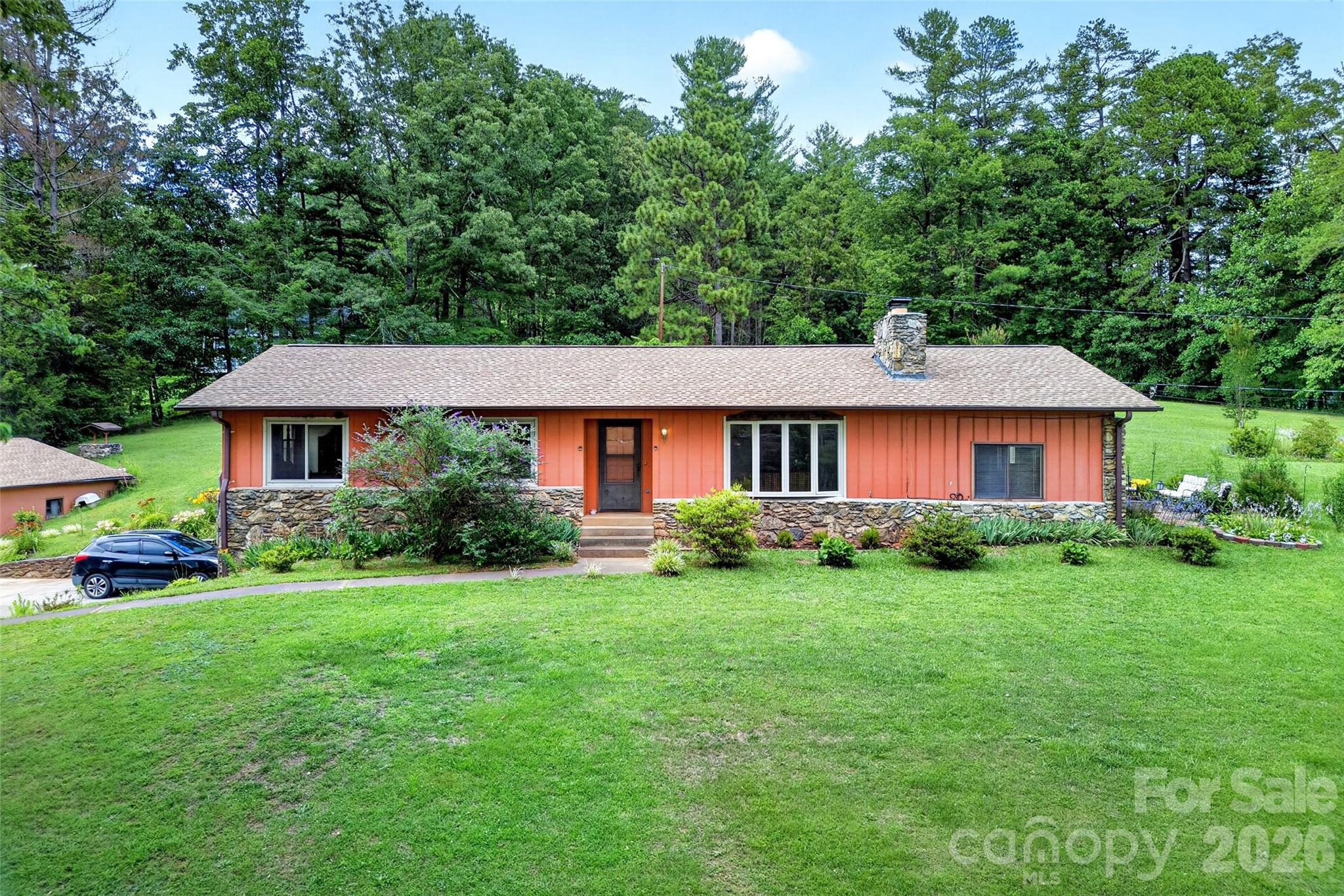 71 Green Vale Drive Property Photo 1