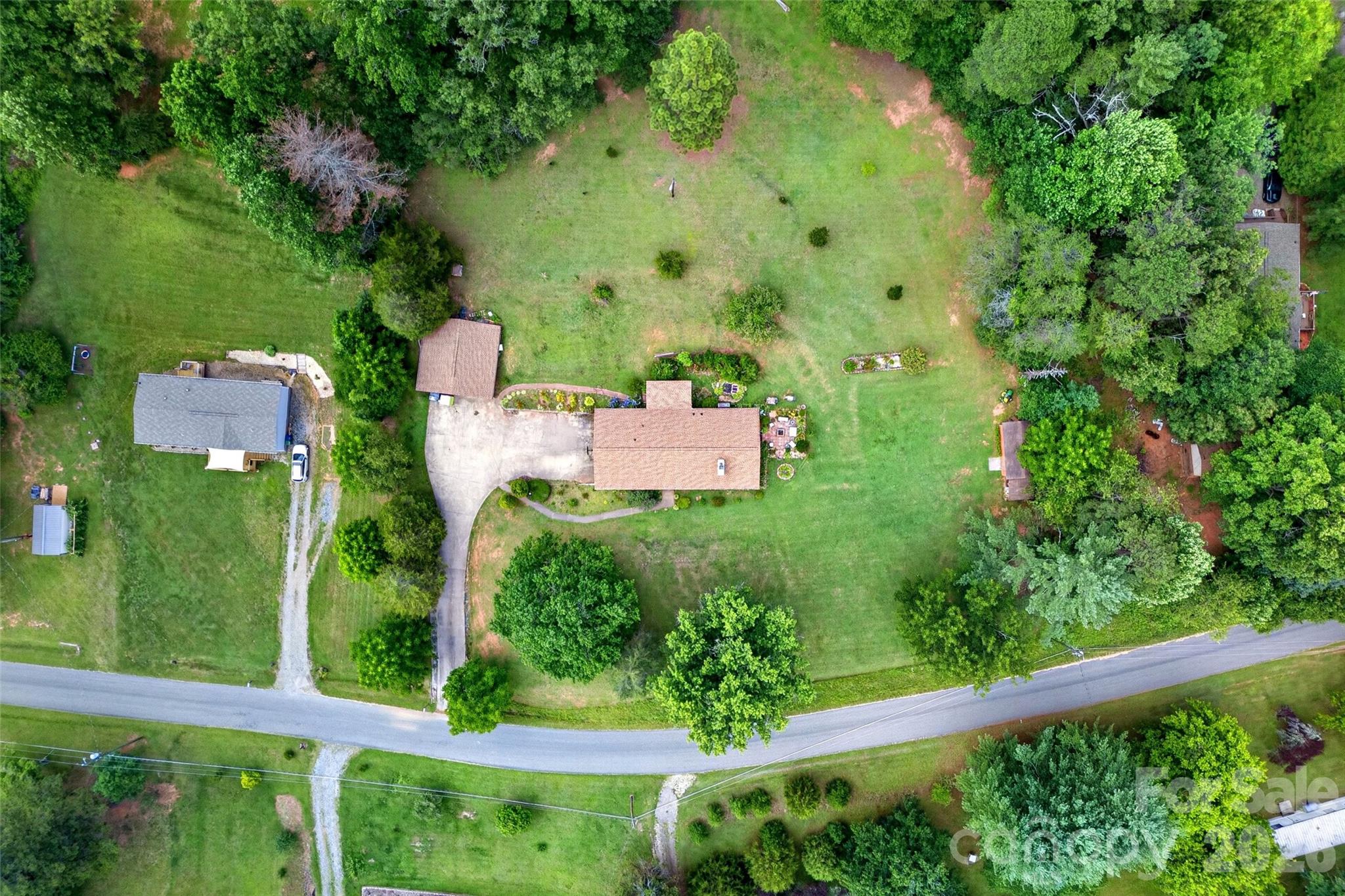 71 Green Vale Drive Property Photo 2