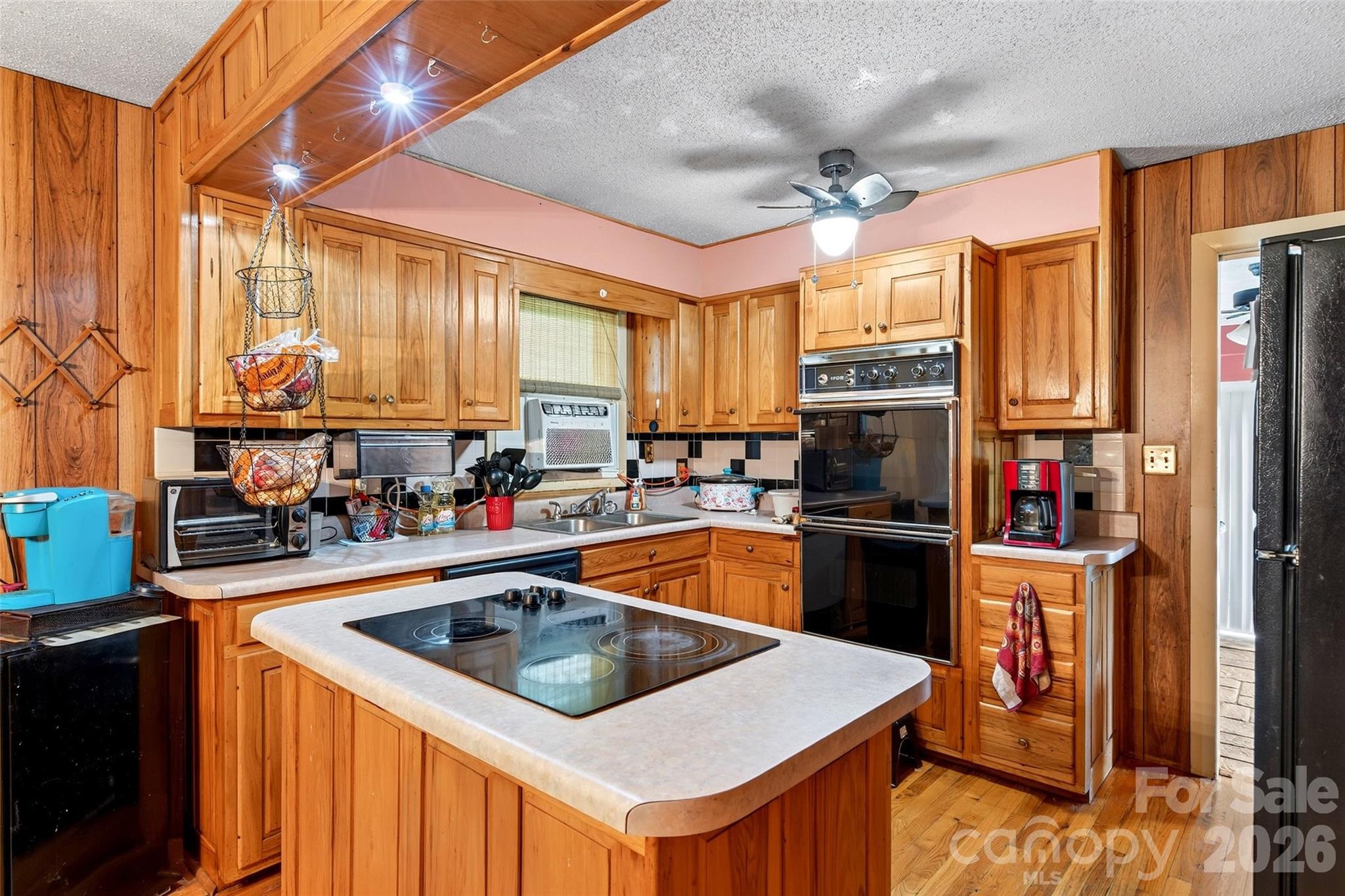 71 Green Vale Drive Property Photo 12
