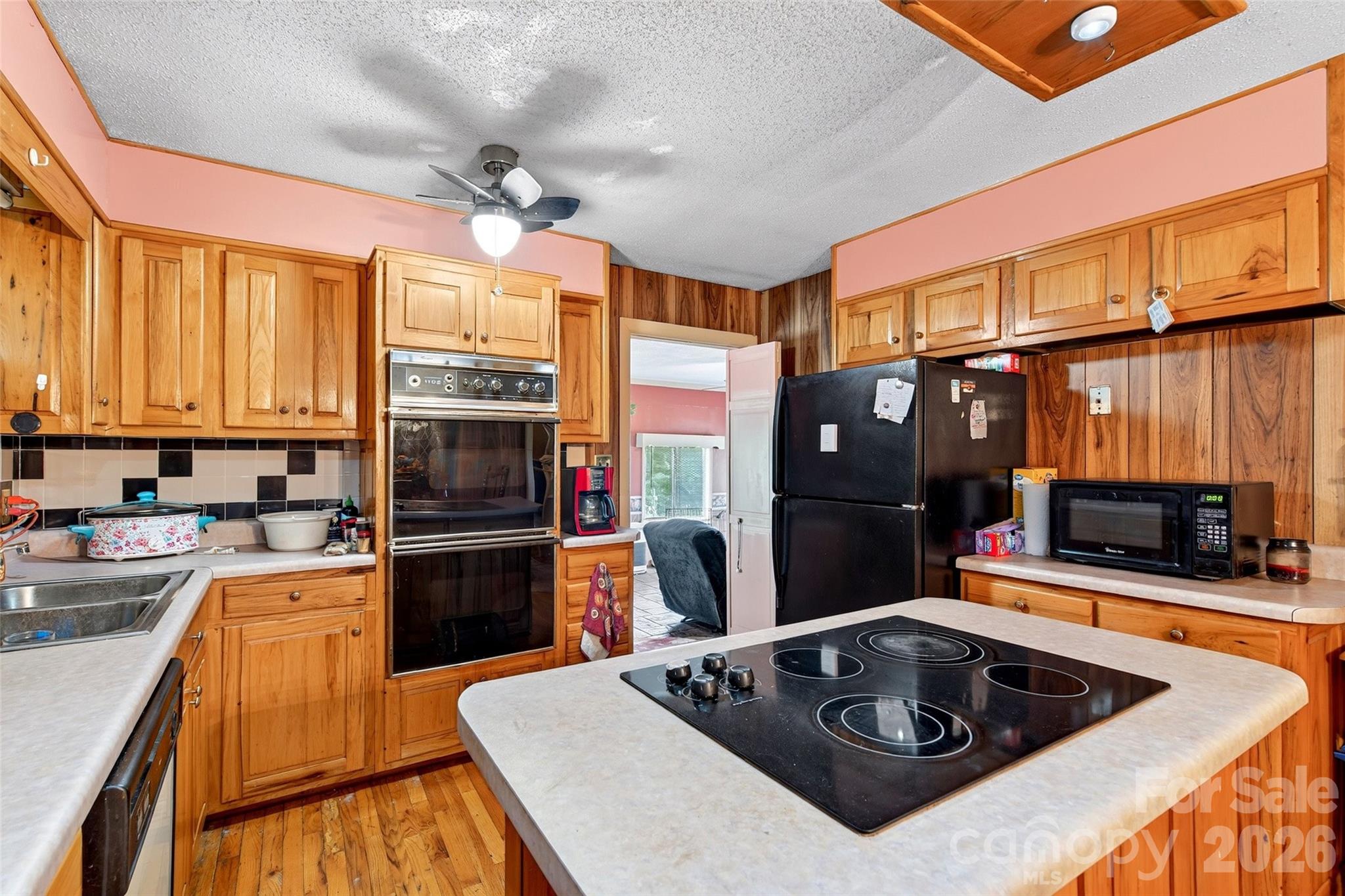 71 Green Vale Drive Property Photo 15