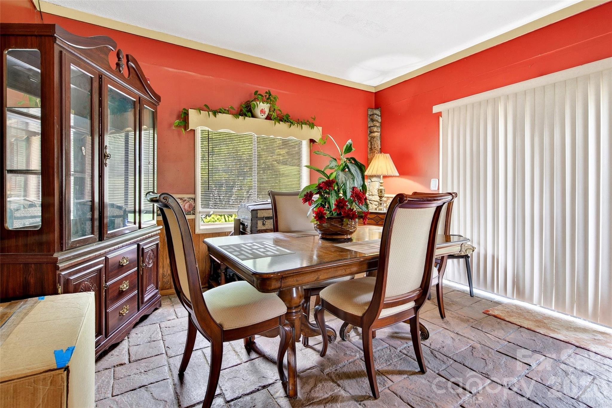71 Green Vale Drive Property Photo 17