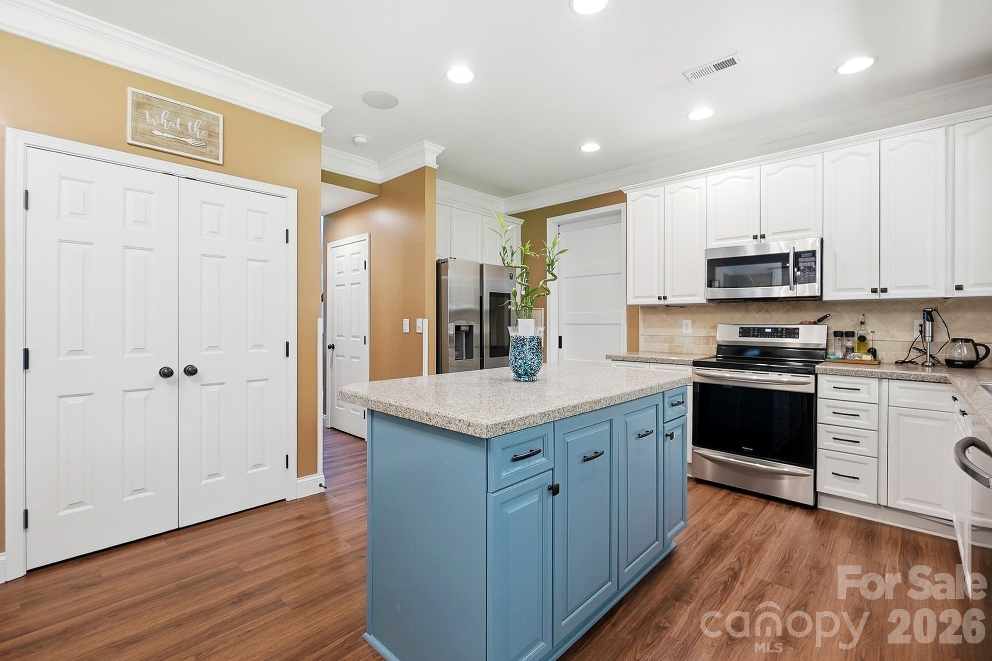 1338 Wrangell Lane Property Photo 10