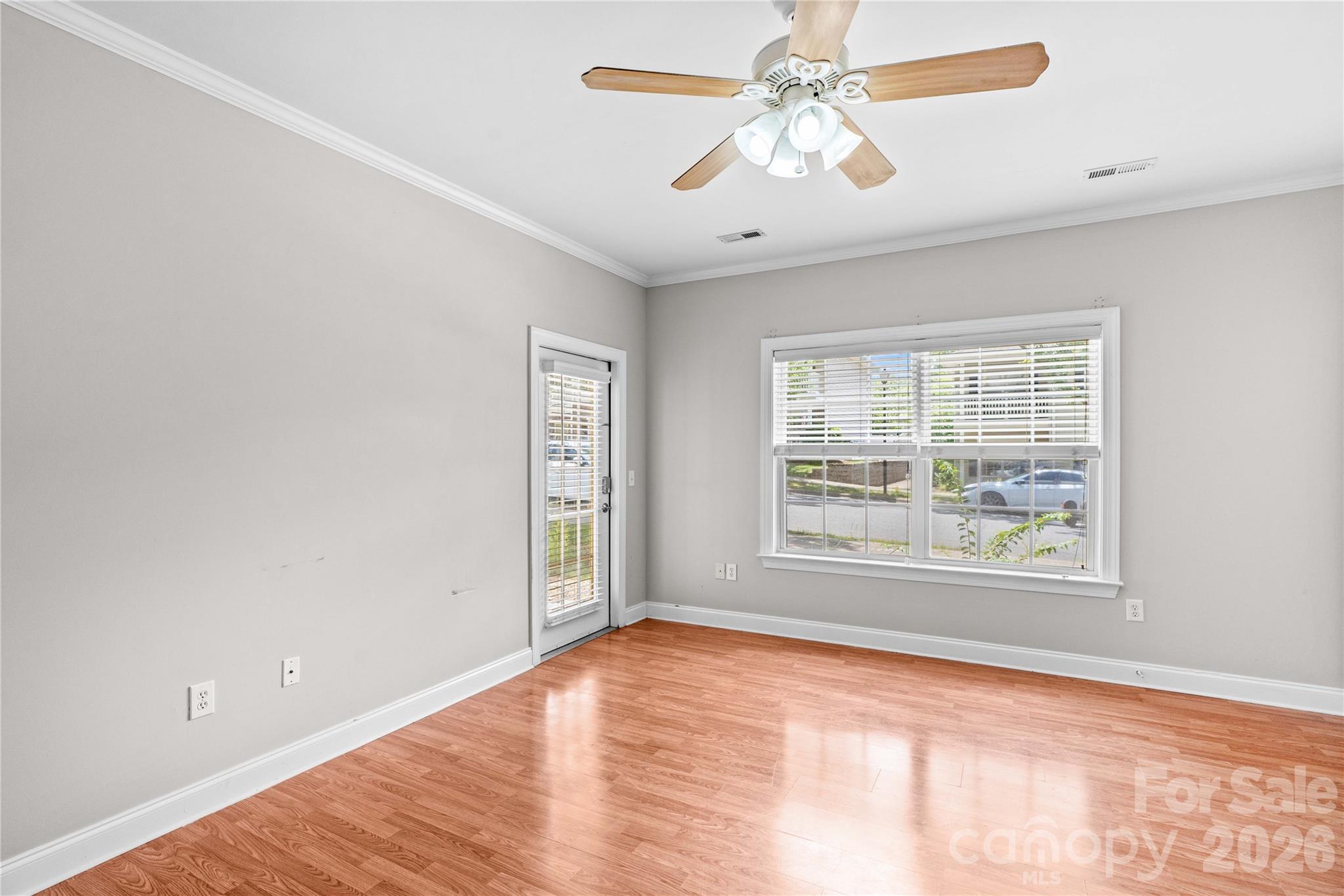 21231 Hickory Street Property Photo 7