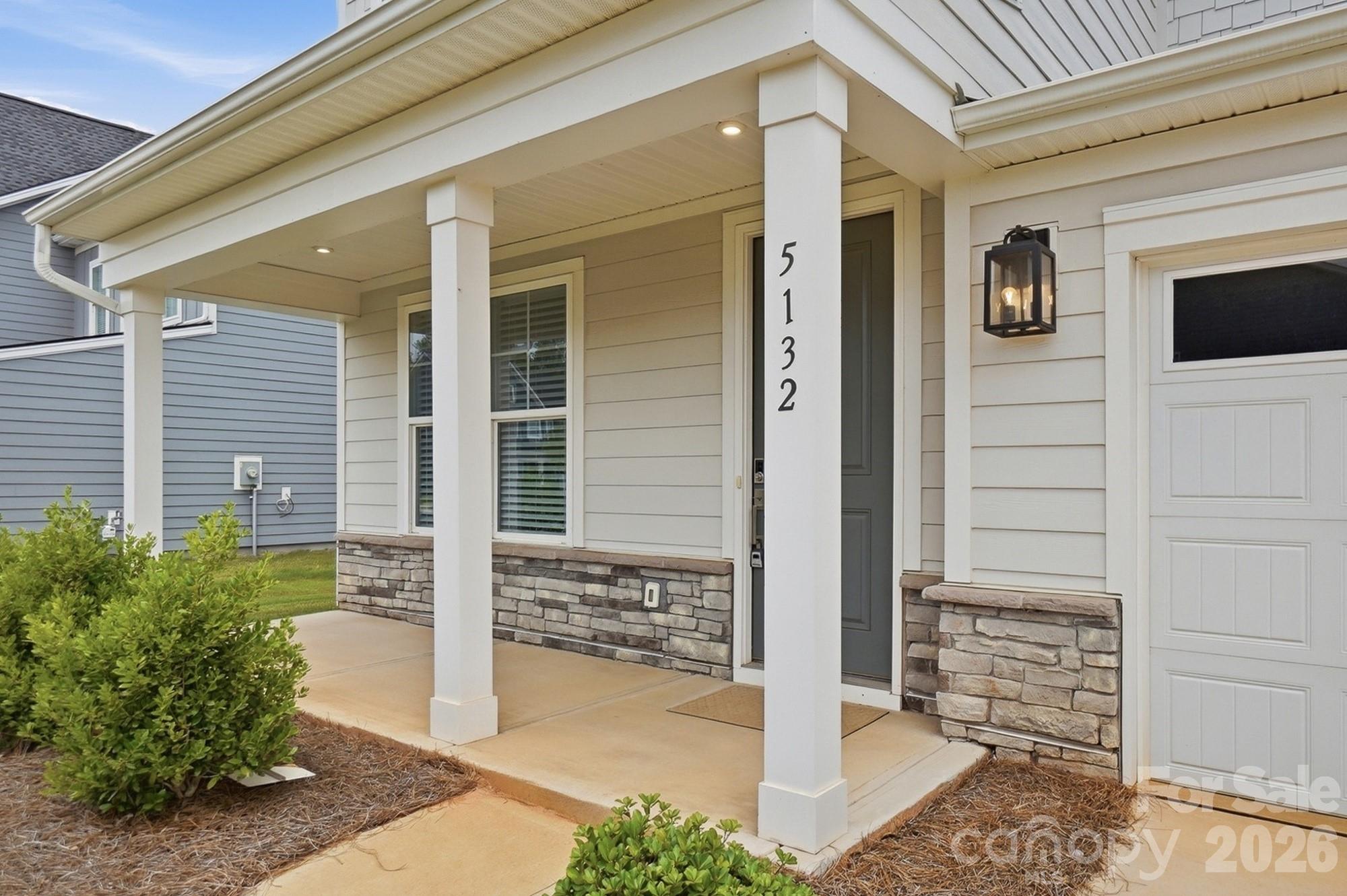 5132 Glenwalk Drive Property Photo 2