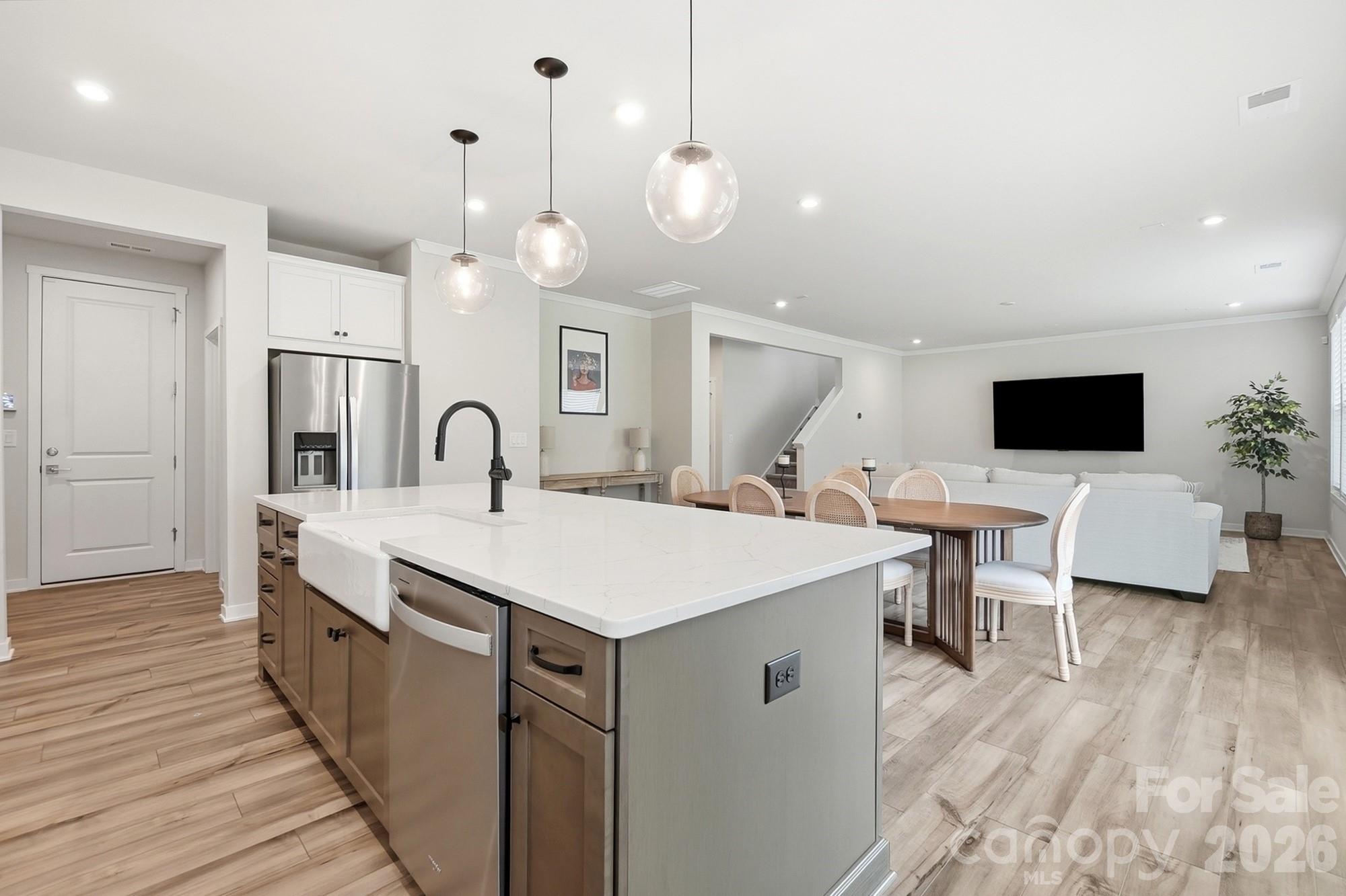 5132 Glenwalk Drive Property Photo 15