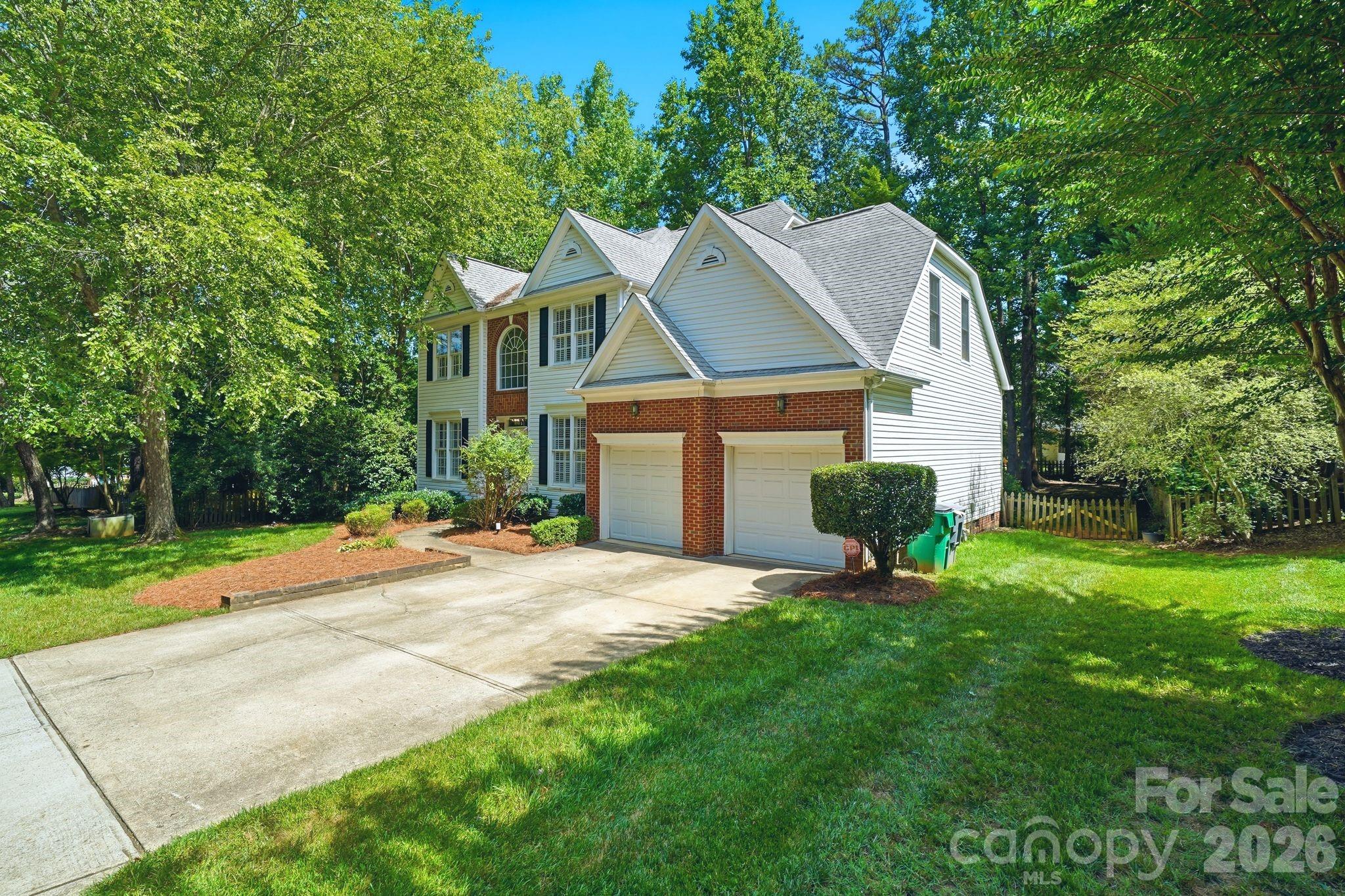 7711 Abbotsinch Court Property Photo 2