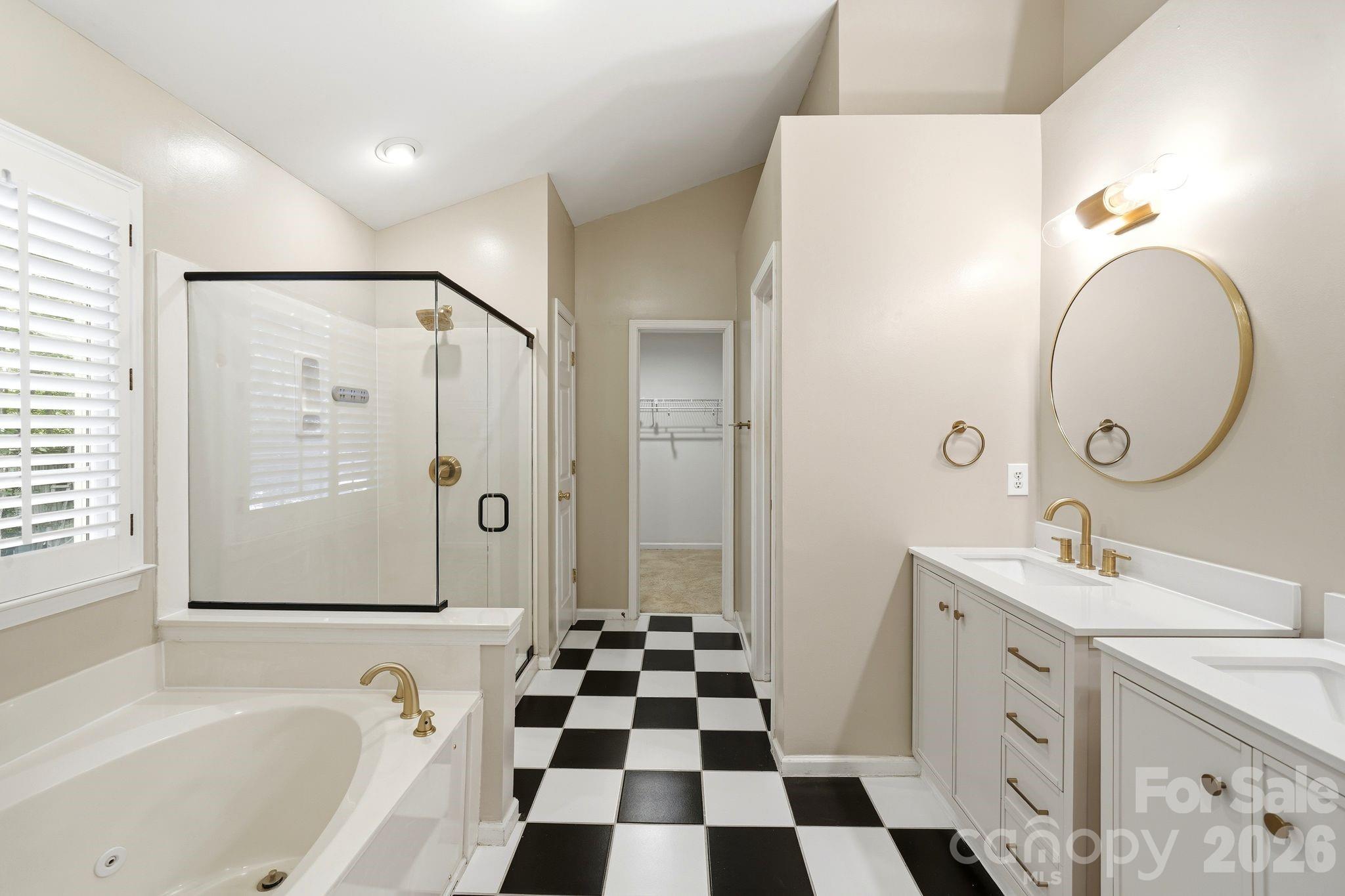 7711 Abbotsinch Court Property Photo 26