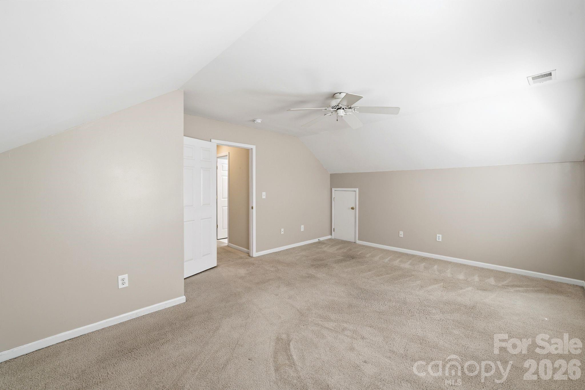 7711 Abbotsinch Court Property Photo 33