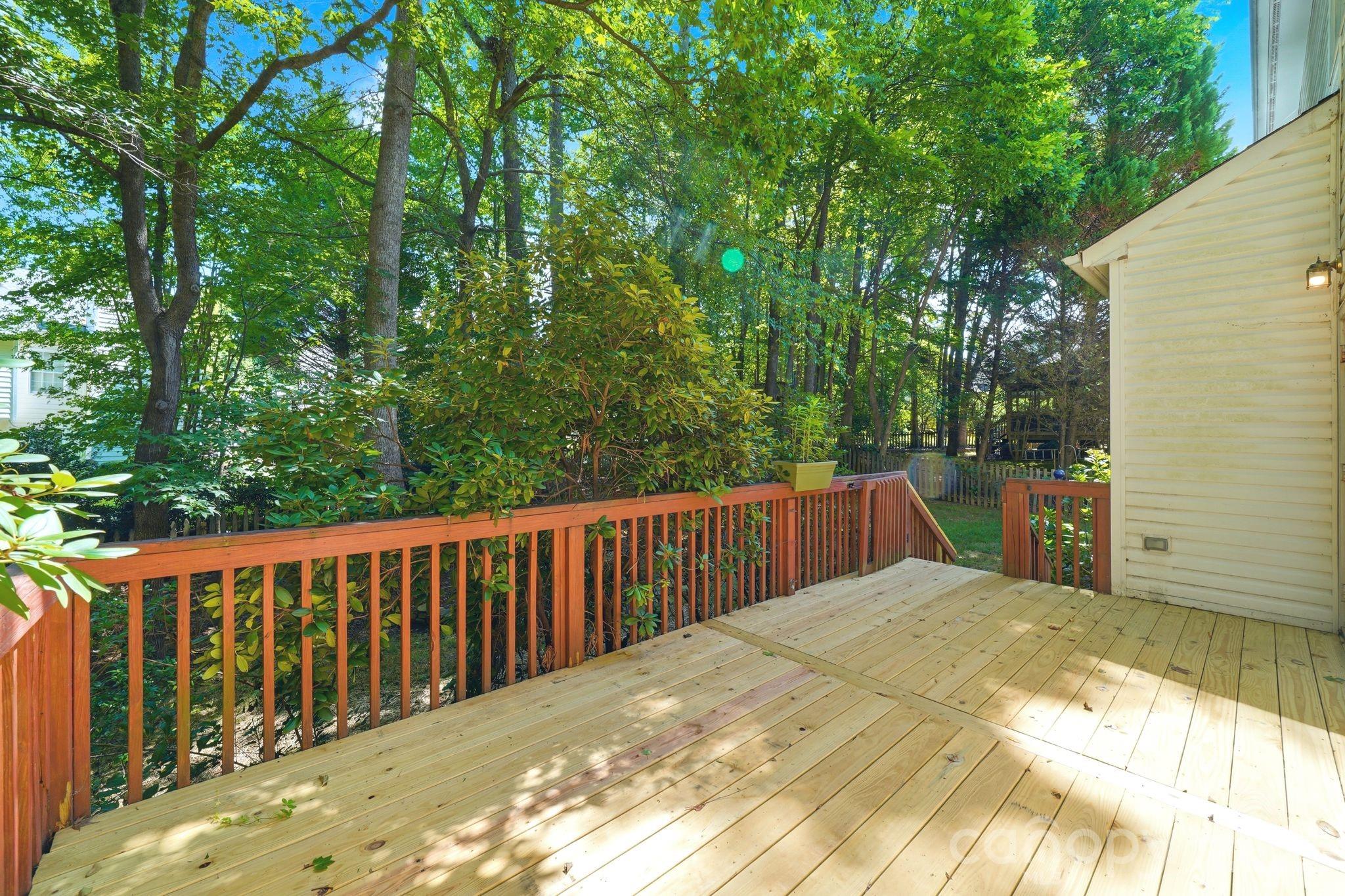 7711 Abbotsinch Court Property Photo 35