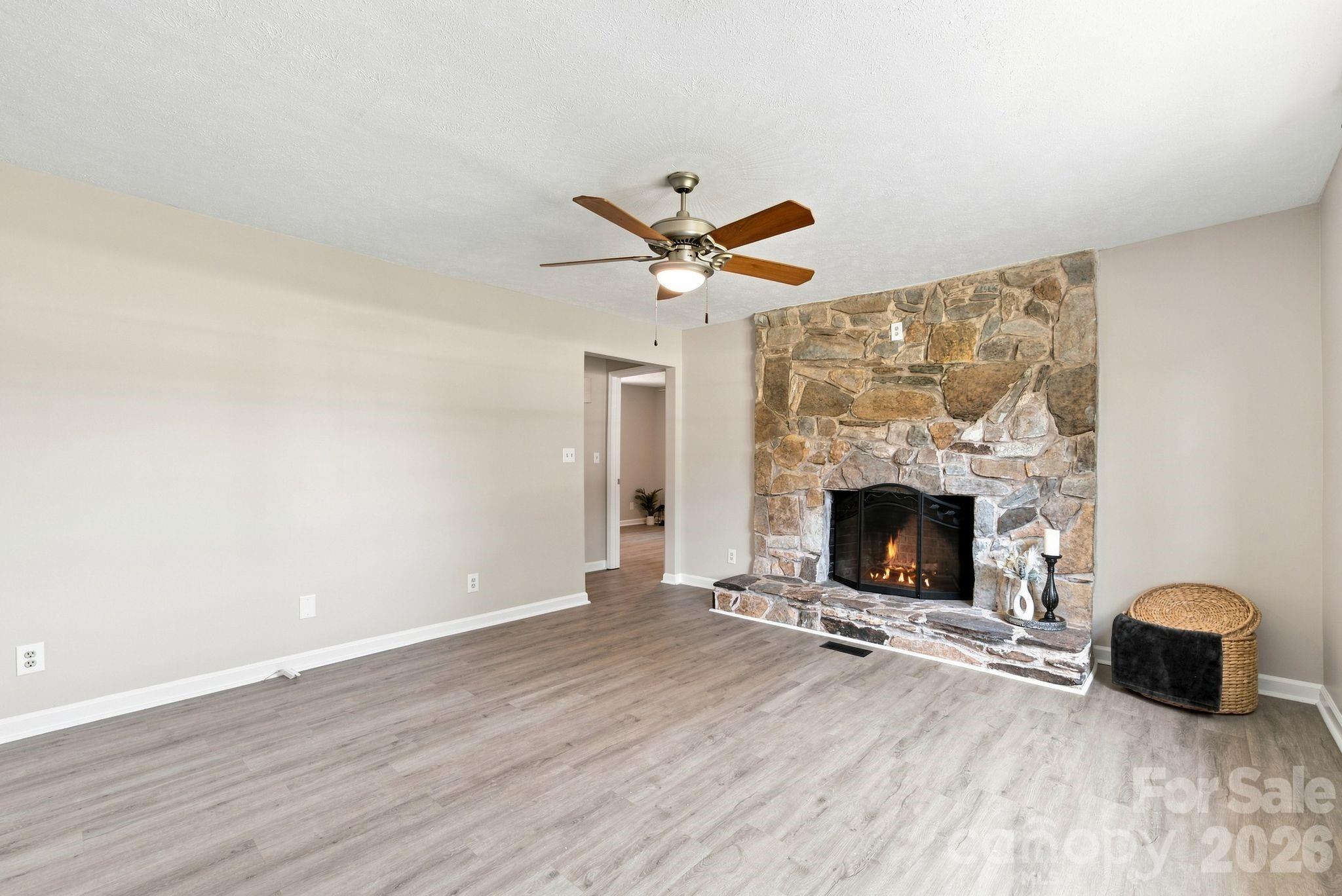 4709 Charlotte Highway Property Photo 5