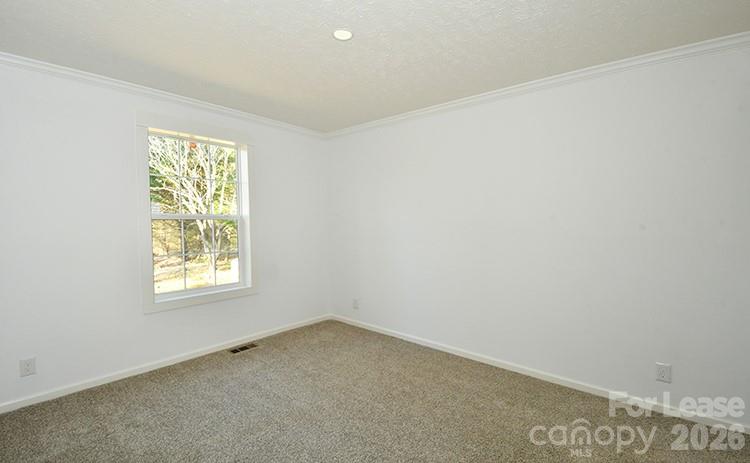 5433 King Wilkinson Road Property Photo 9