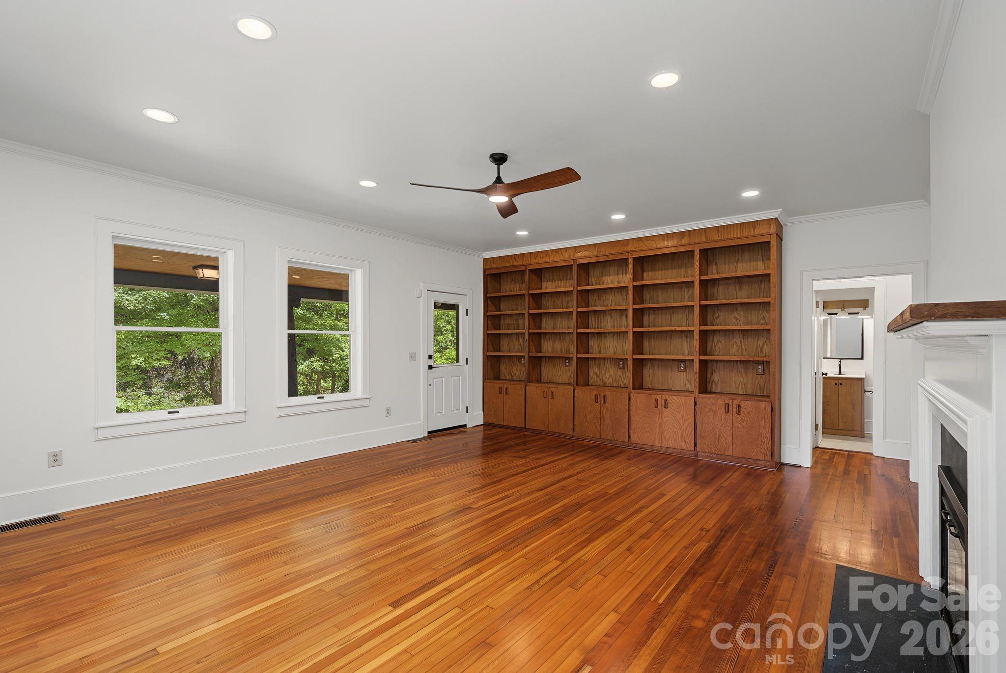 385 Chunns Cove Road Property Photo 6