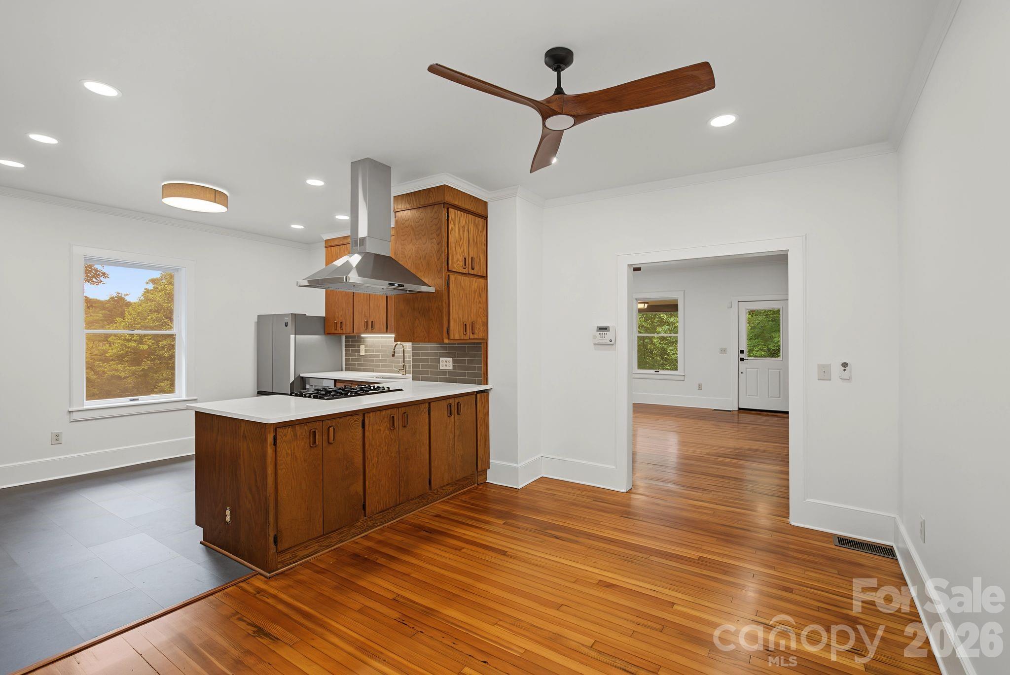 385 Chunns Cove Road Property Photo 8