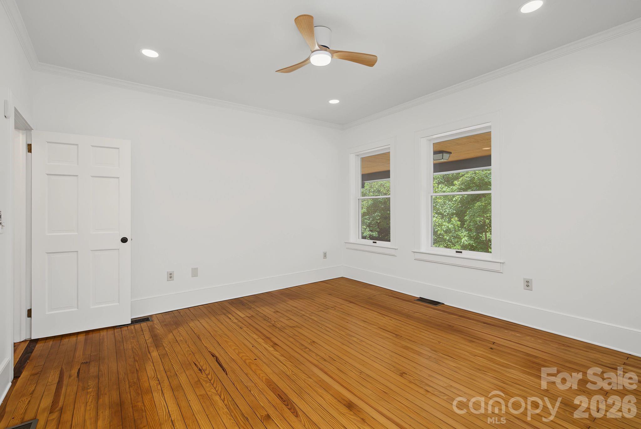 385 Chunns Cove Road Property Photo 11