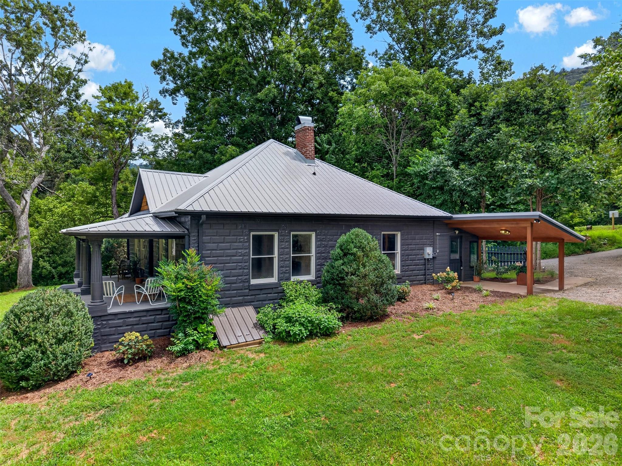 385 Chunns Cove Road Property Photo 25