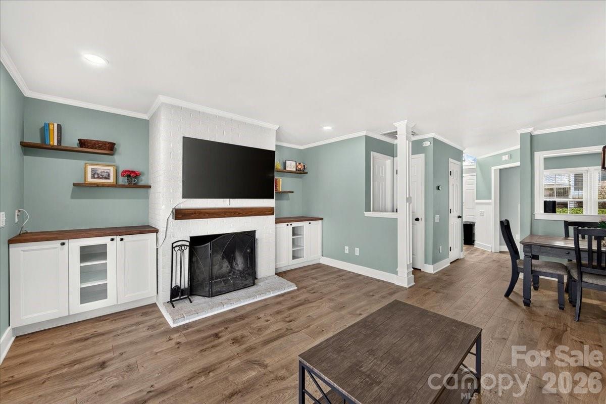 8220 Legare Court Property Photo 5