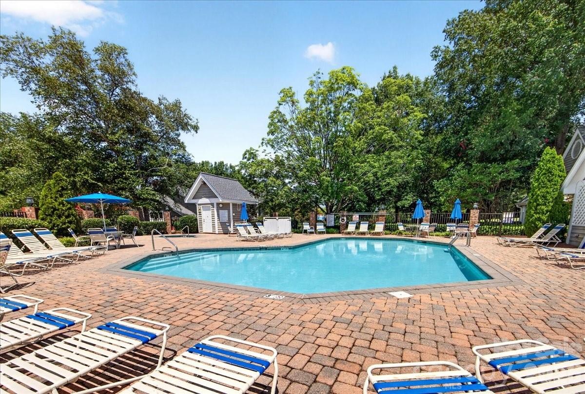 8220 Legare Court Property Photo 30