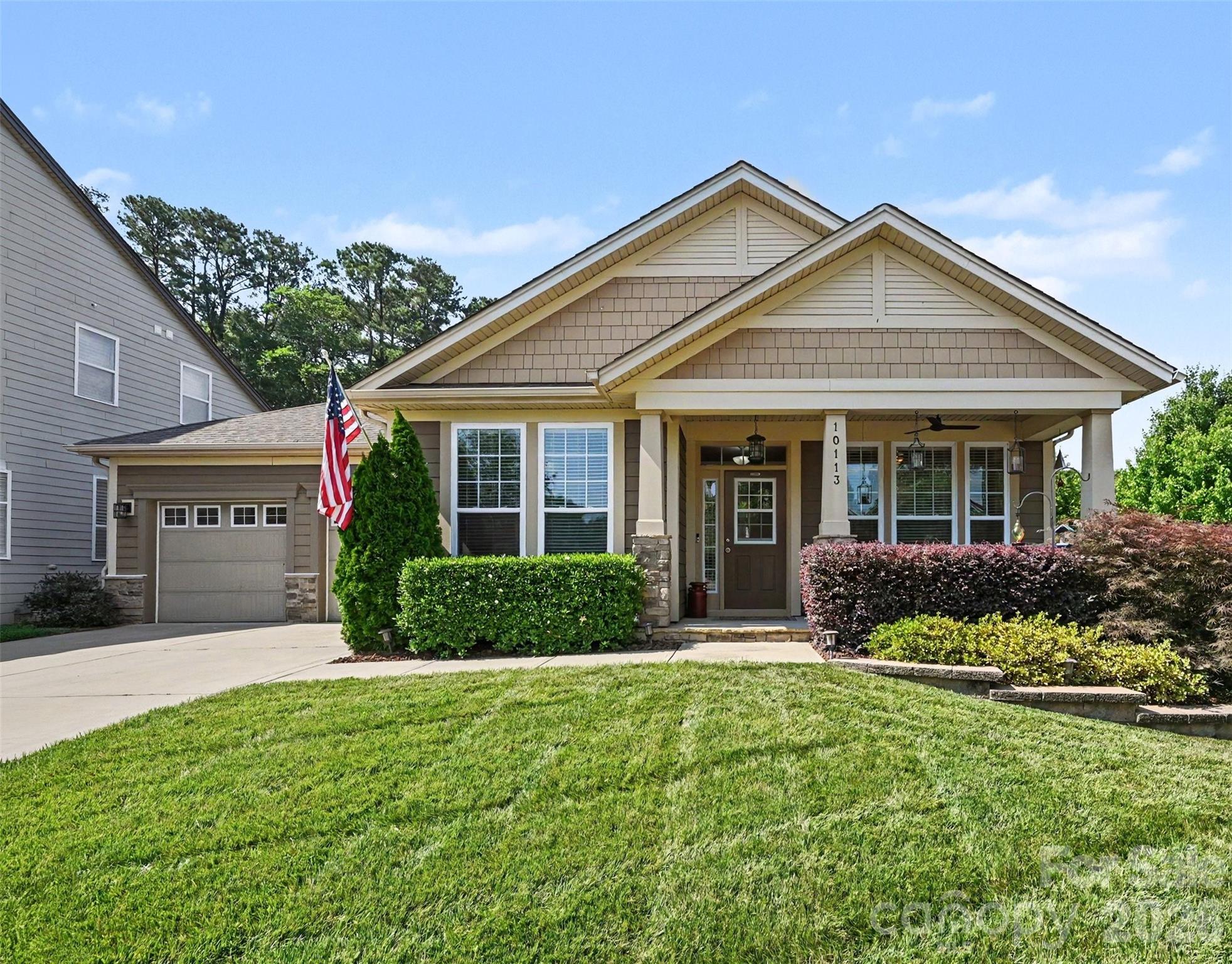 10113 Blackstone Drive Property Photo 1