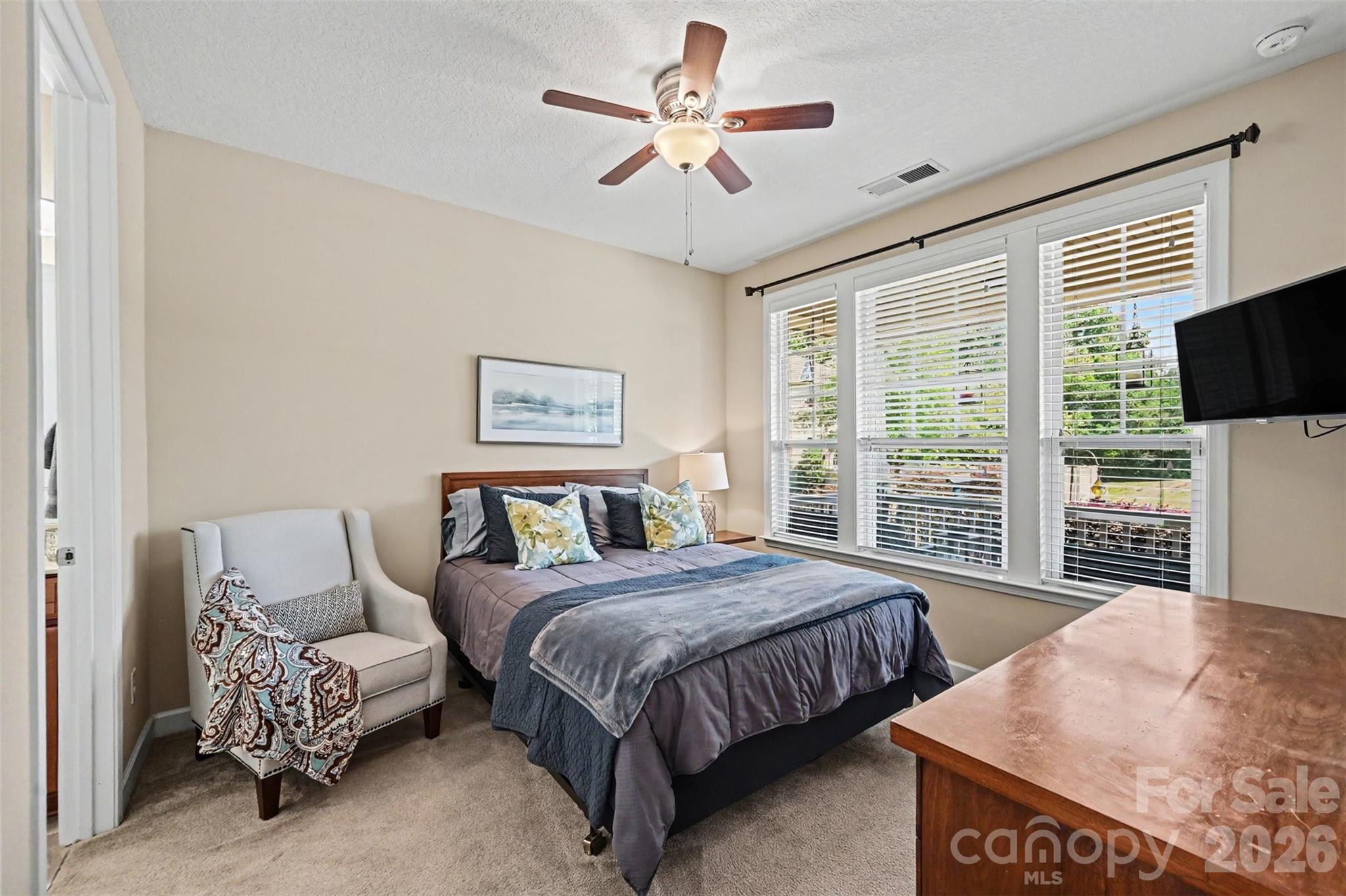 10113 Blackstone Drive Property Photo 6