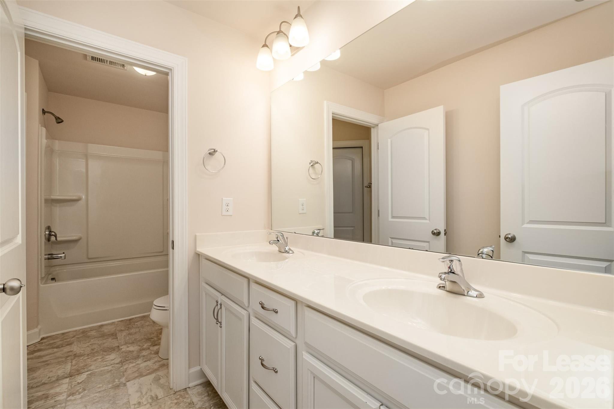 9320 Glenburn Lane Property Photo 32