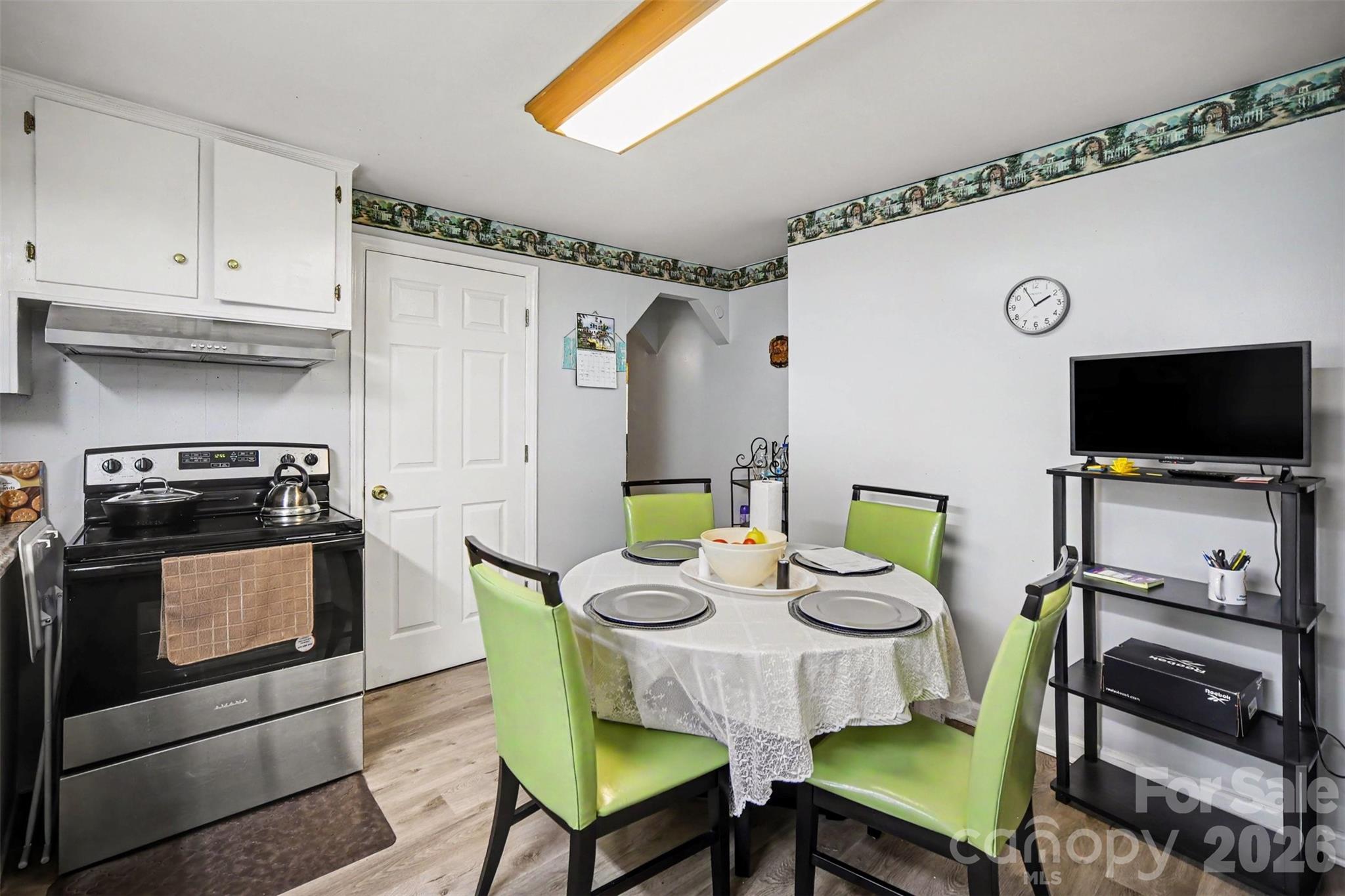 125 Proctor Street Property Photo 17