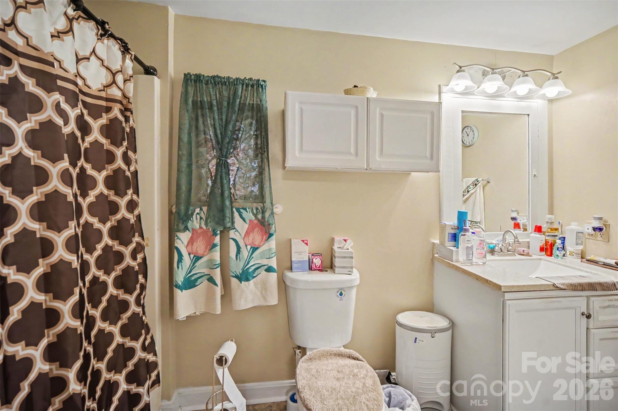 125 Proctor Street Property Photo 24