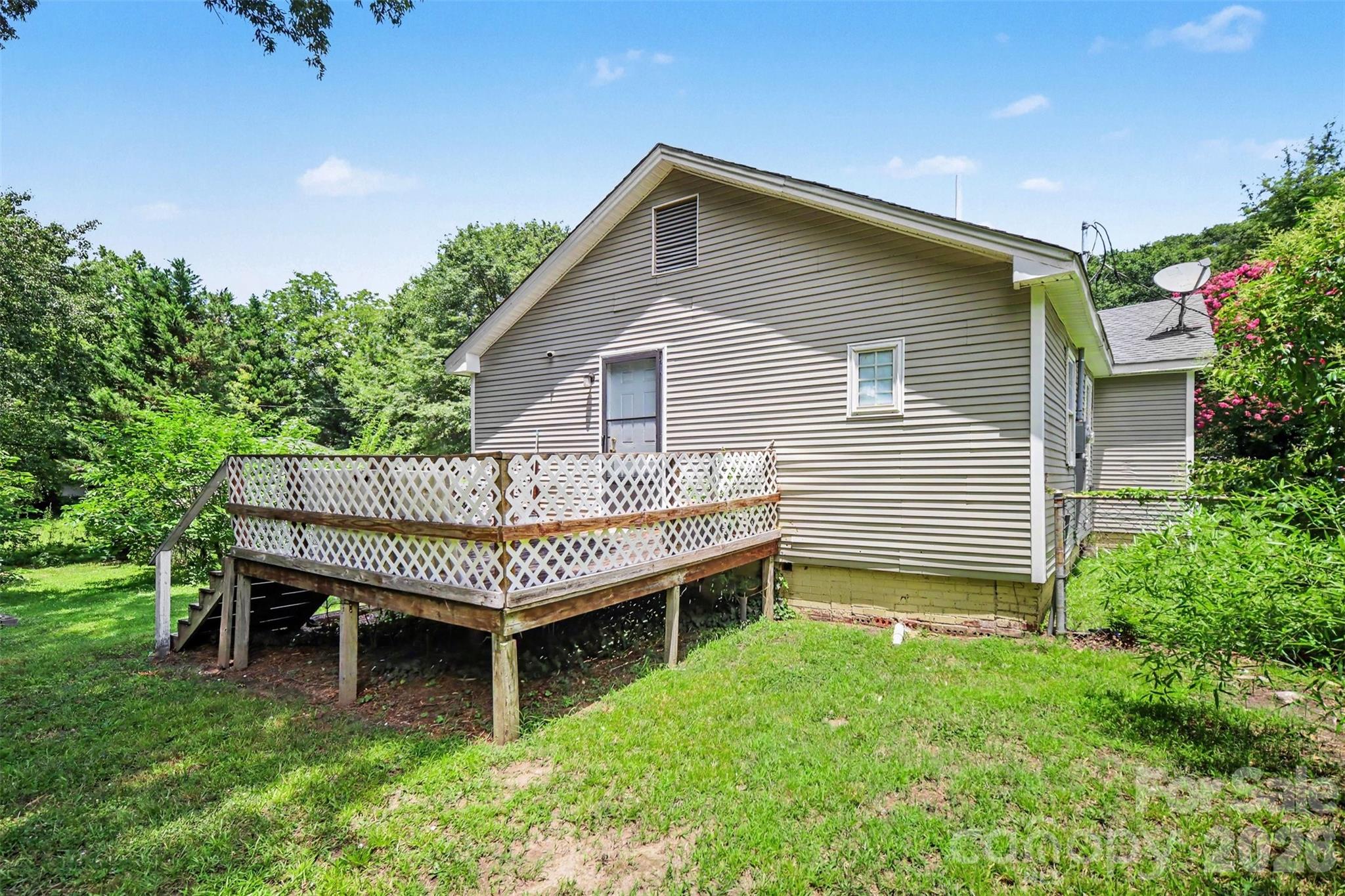 125 Proctor Street Property Photo 37