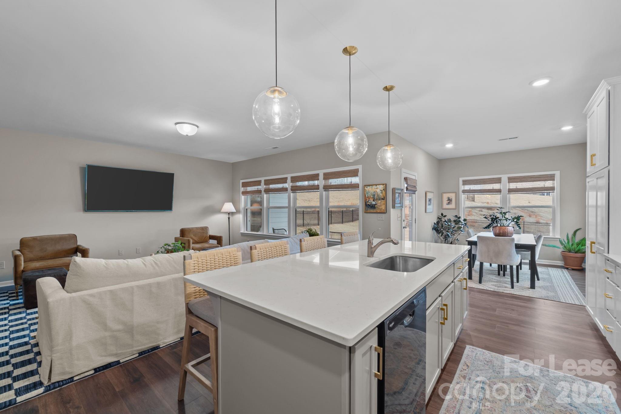 157 Montgomery Place Property Photo 8