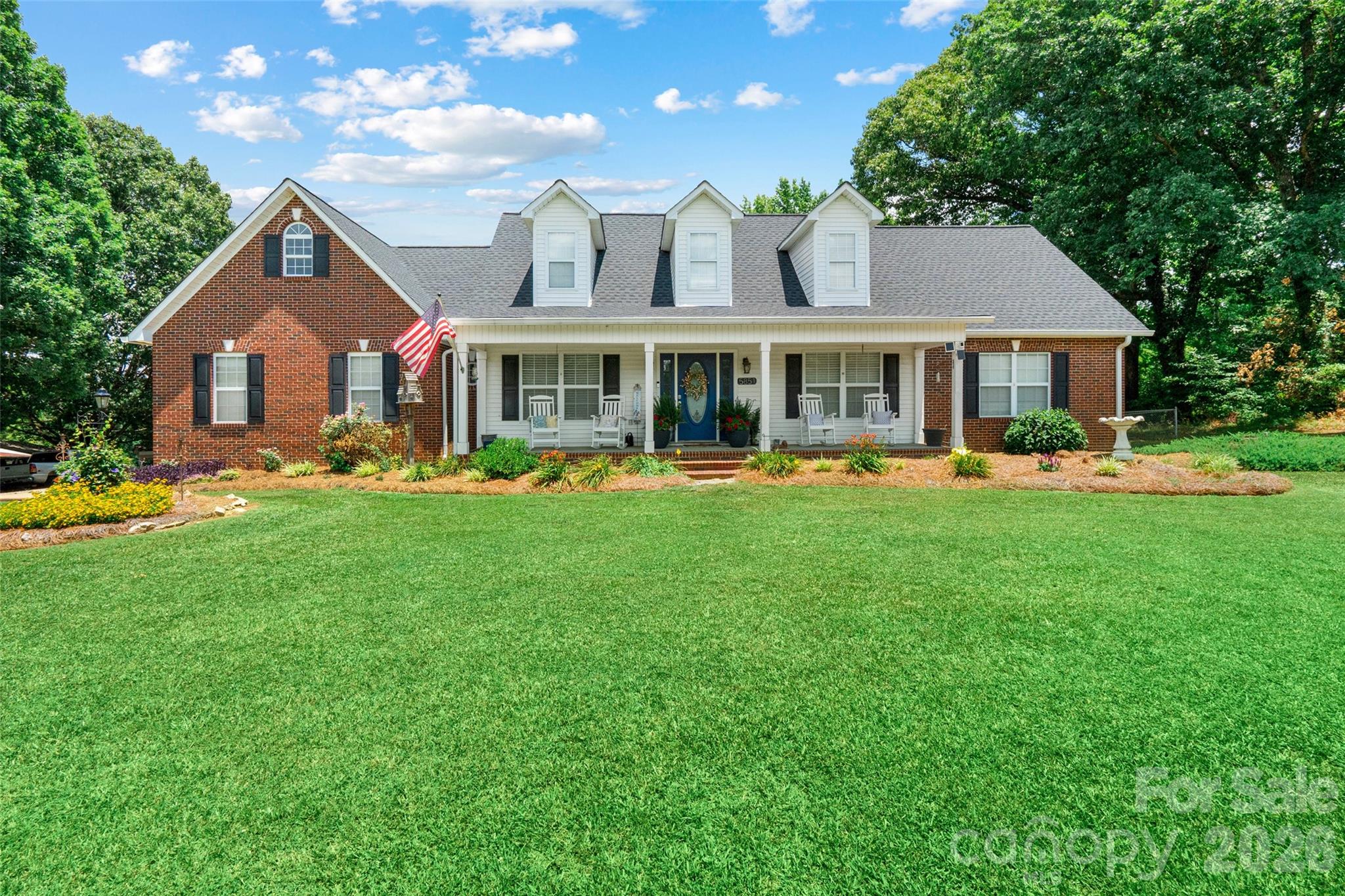 5851 Flat Creek Road Property Photo 1