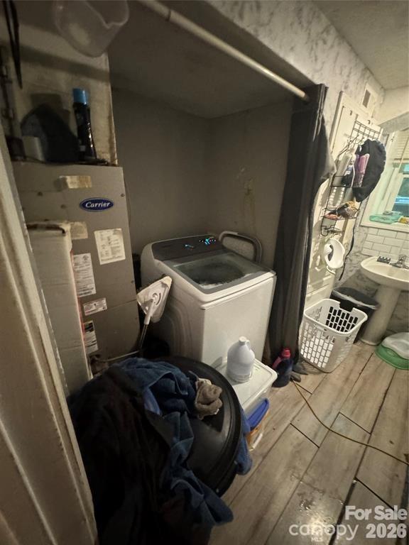 1028 Karendale Avenue Property Photo 5