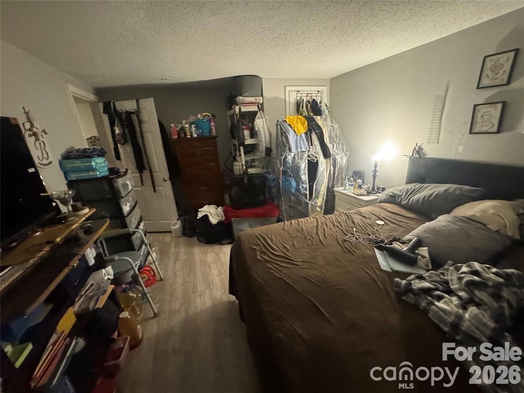 1028 Karendale Avenue Property Photo 6