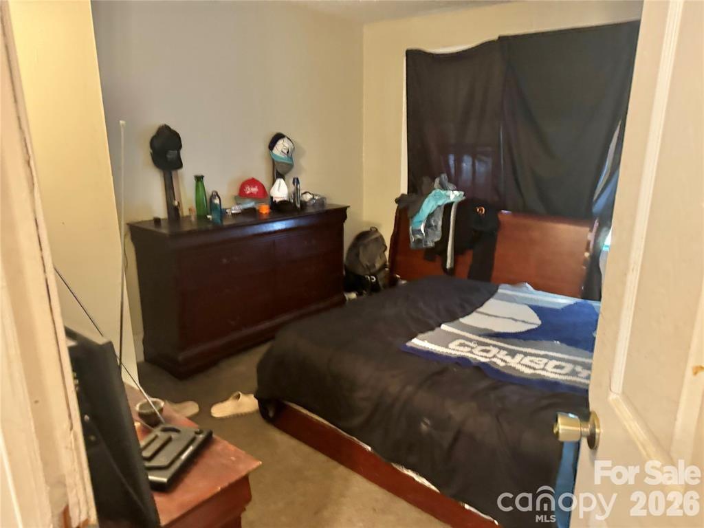 1028 Karendale Avenue Property Photo 14