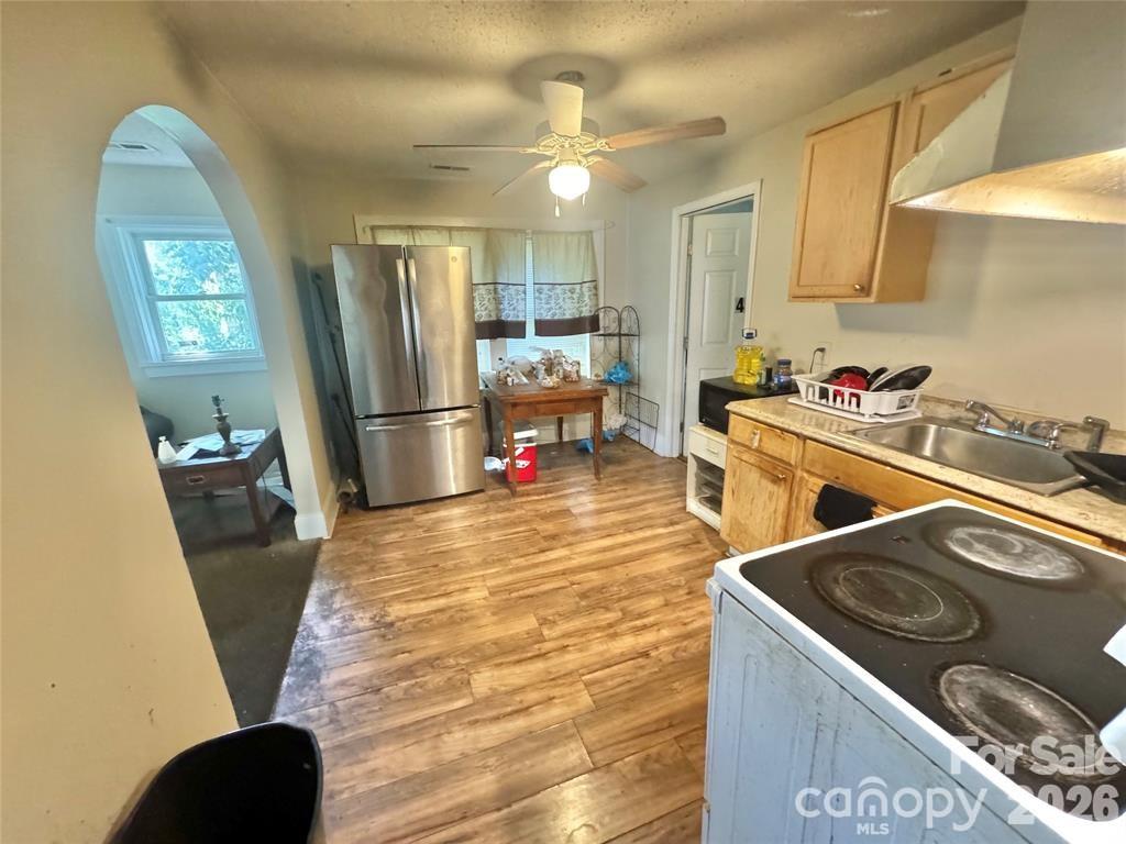 1028 Karendale Avenue Property Photo 23