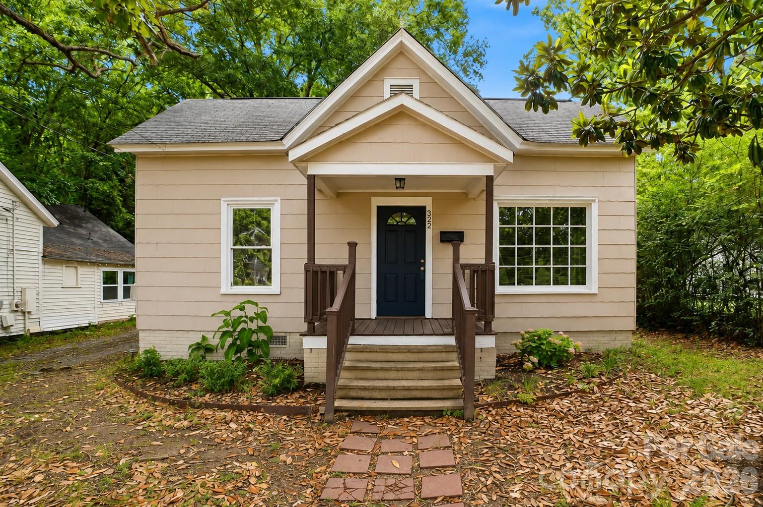 322 Willow Street Property Photo 2