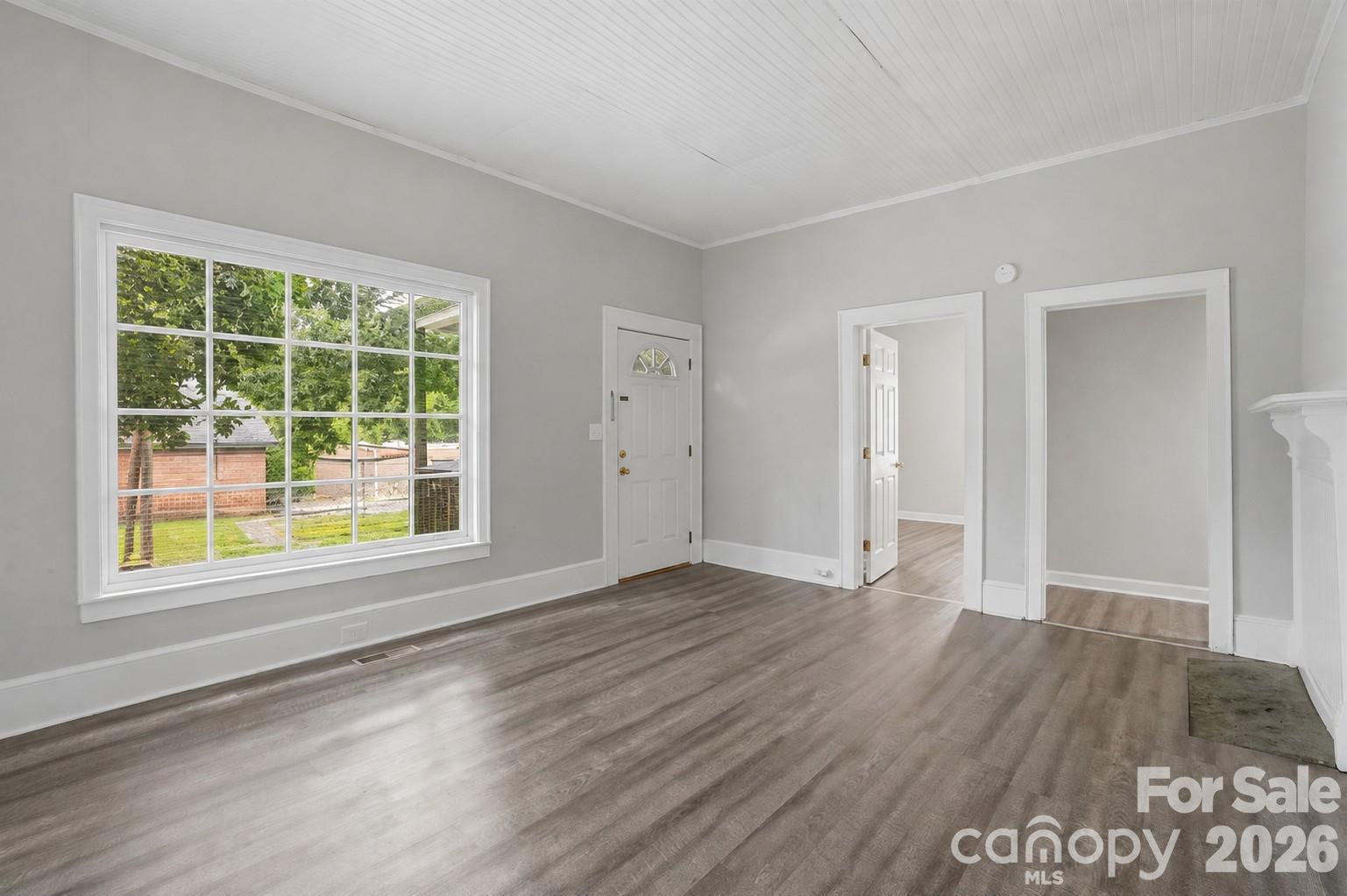 322 Willow Street Property Photo 3