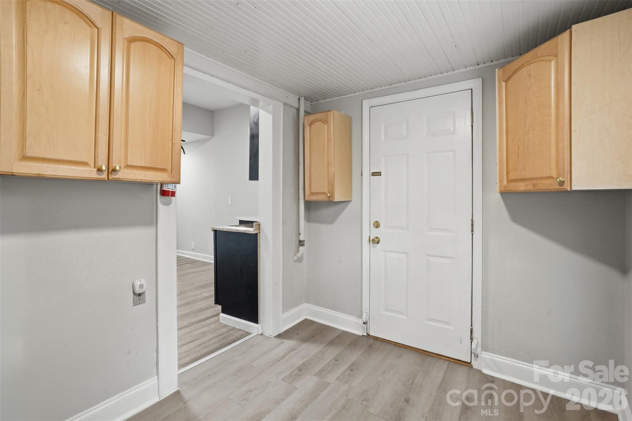 322 Willow Street Property Photo 13