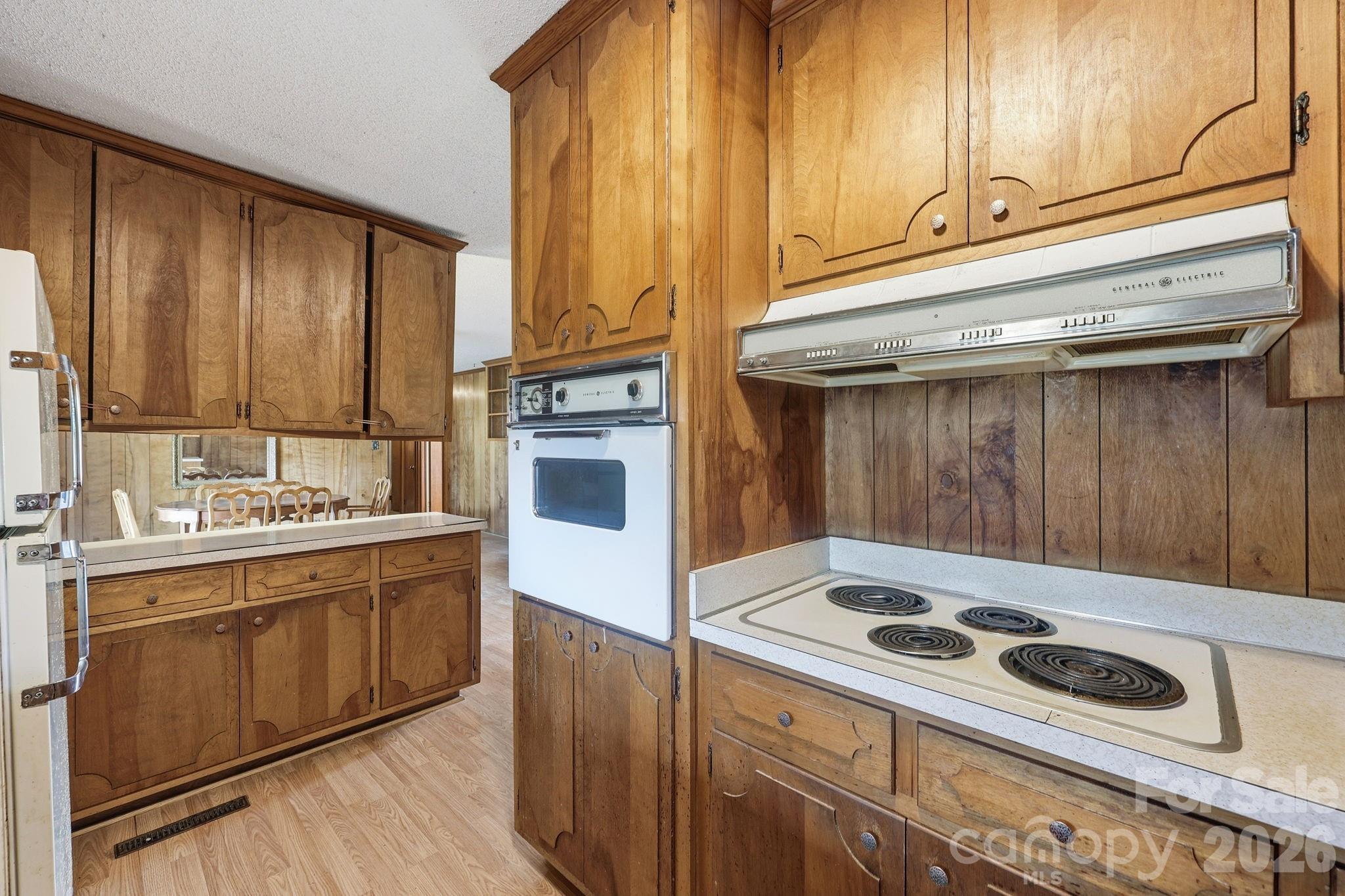 607 Ebenezer Road Property Photo 15