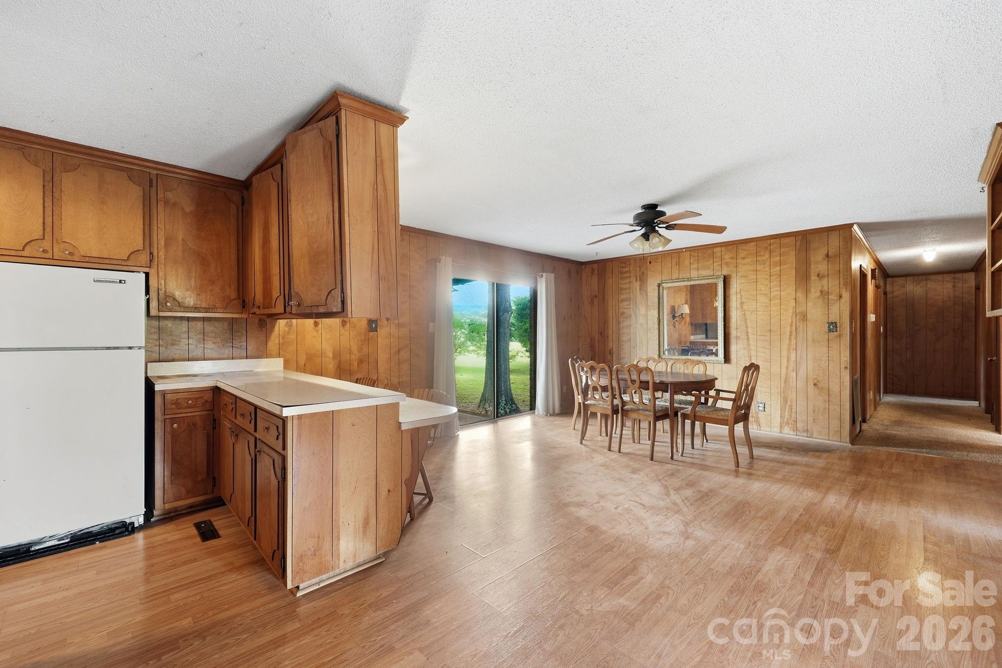 607 Ebenezer Road Property Photo 16