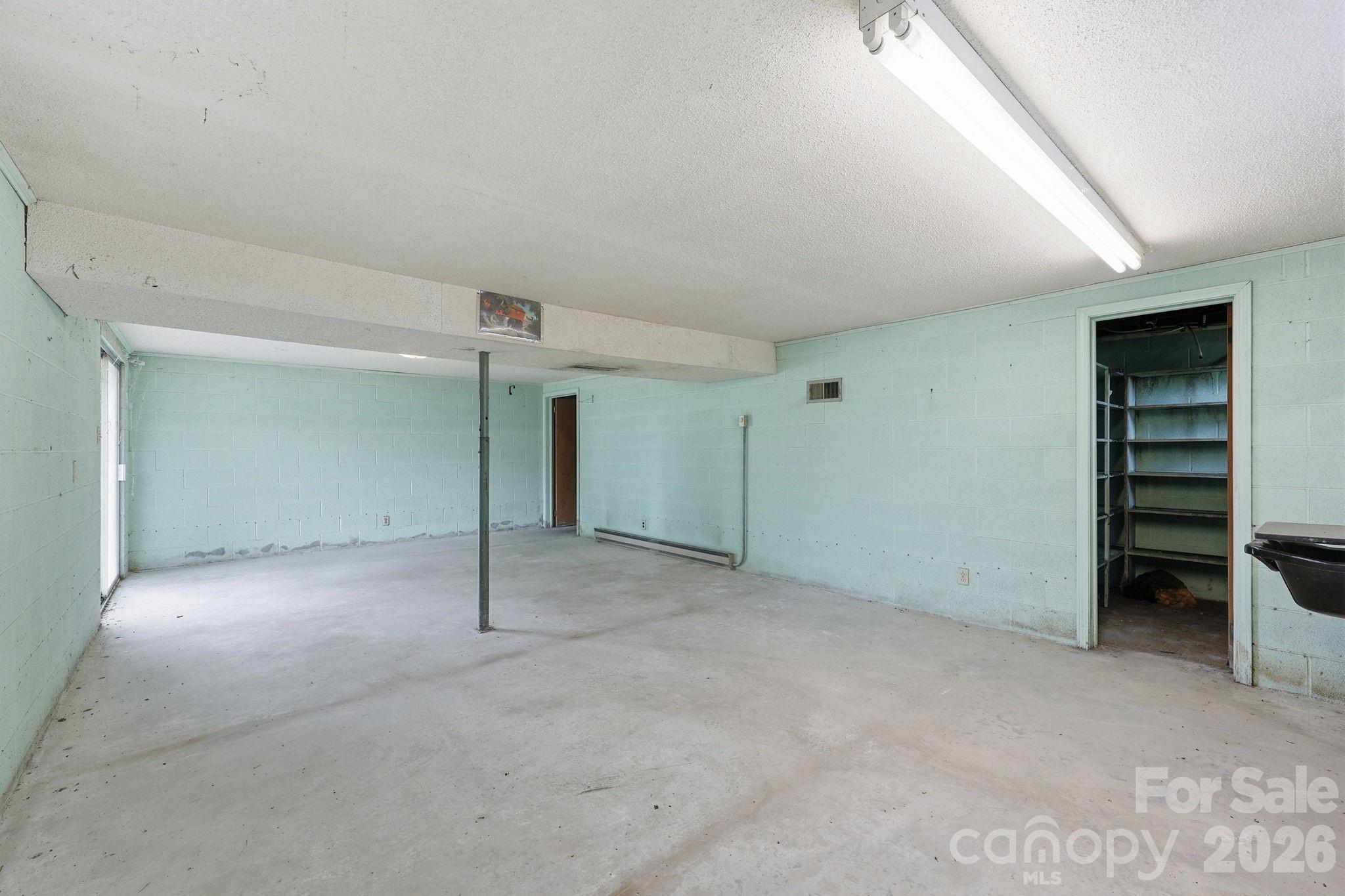 607 Ebenezer Road Property Photo 31
