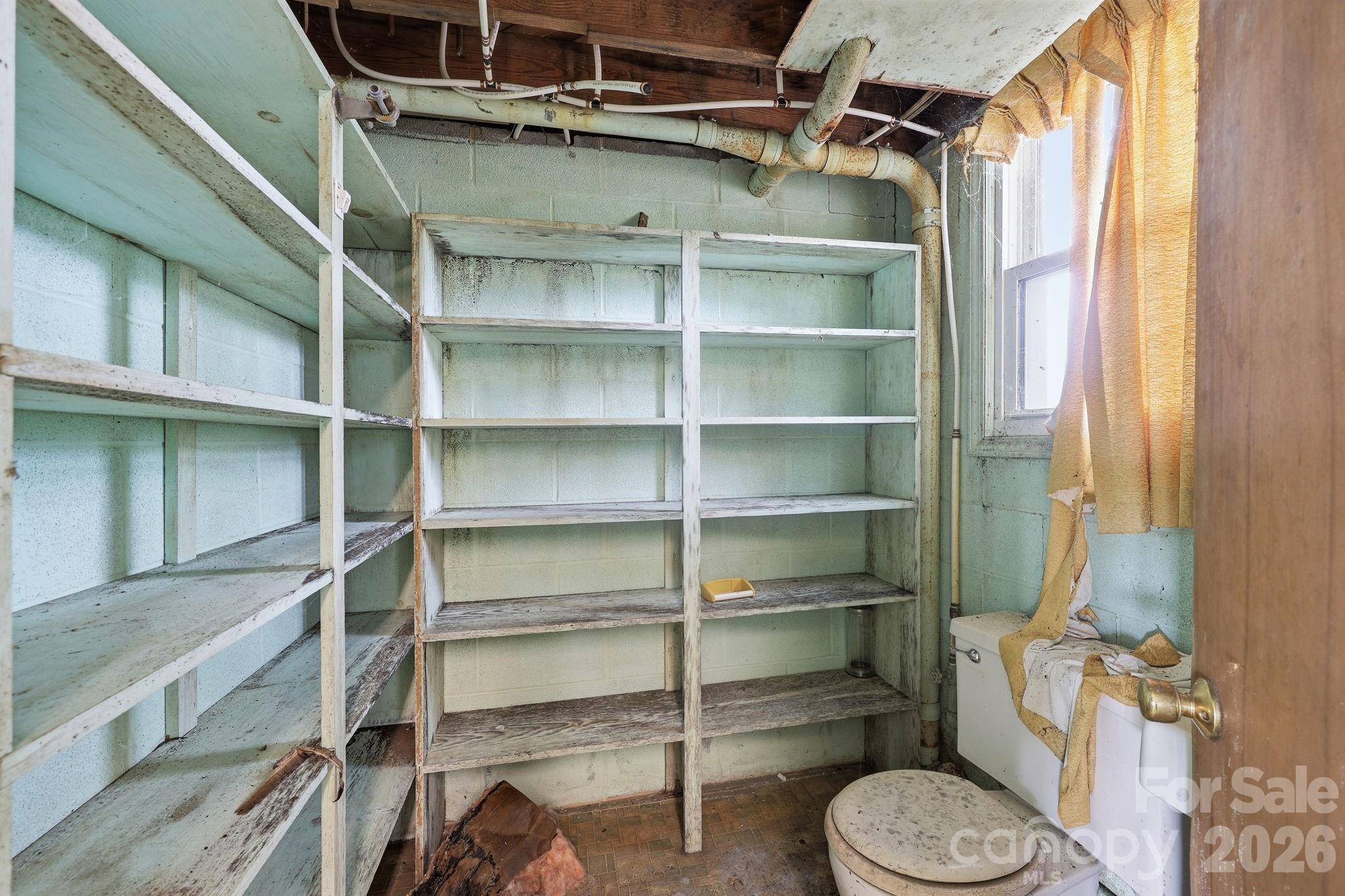 607 Ebenezer Road Property Photo 32