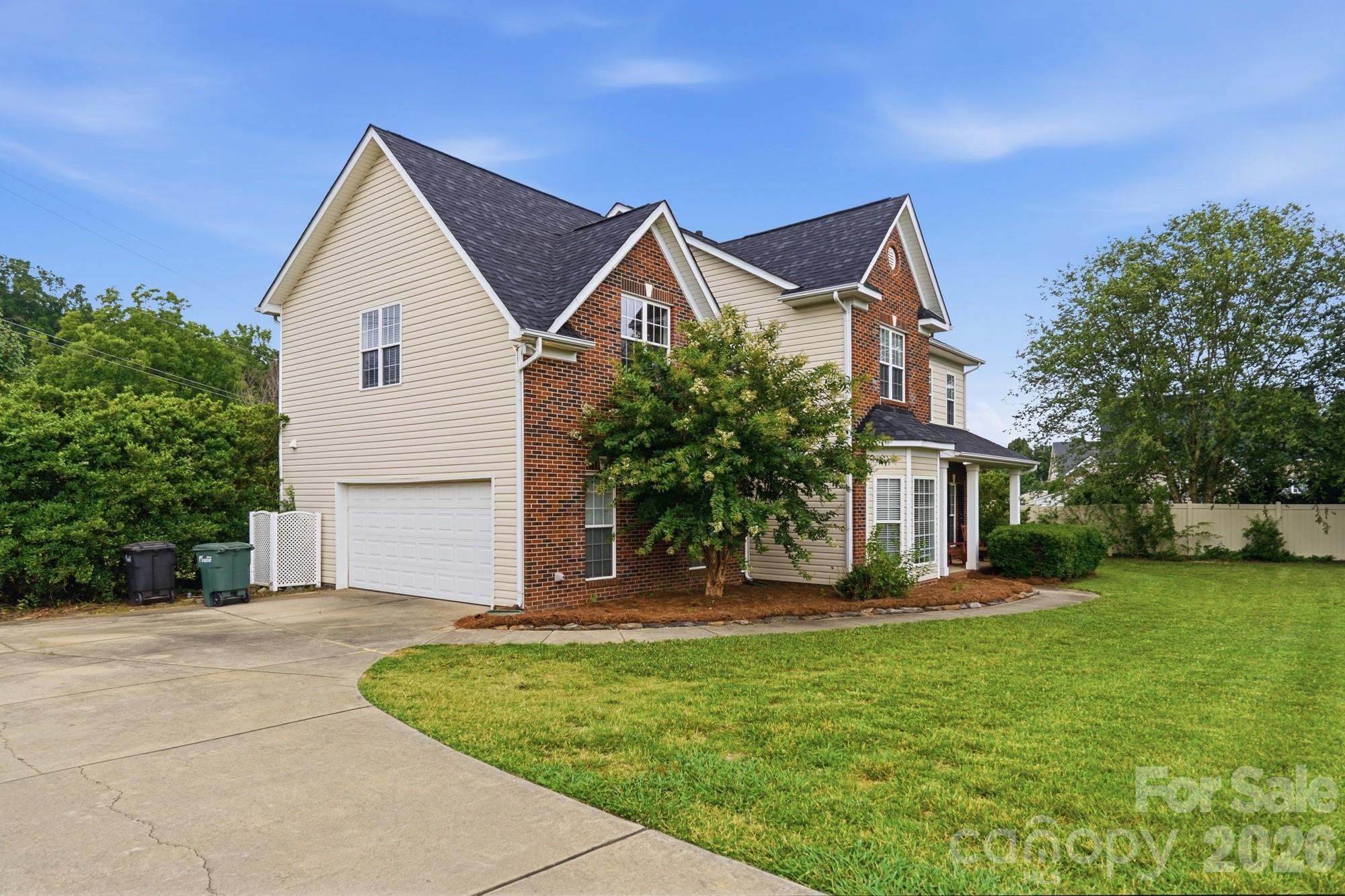1521 Hilton Meadow Drive Property Photo 3