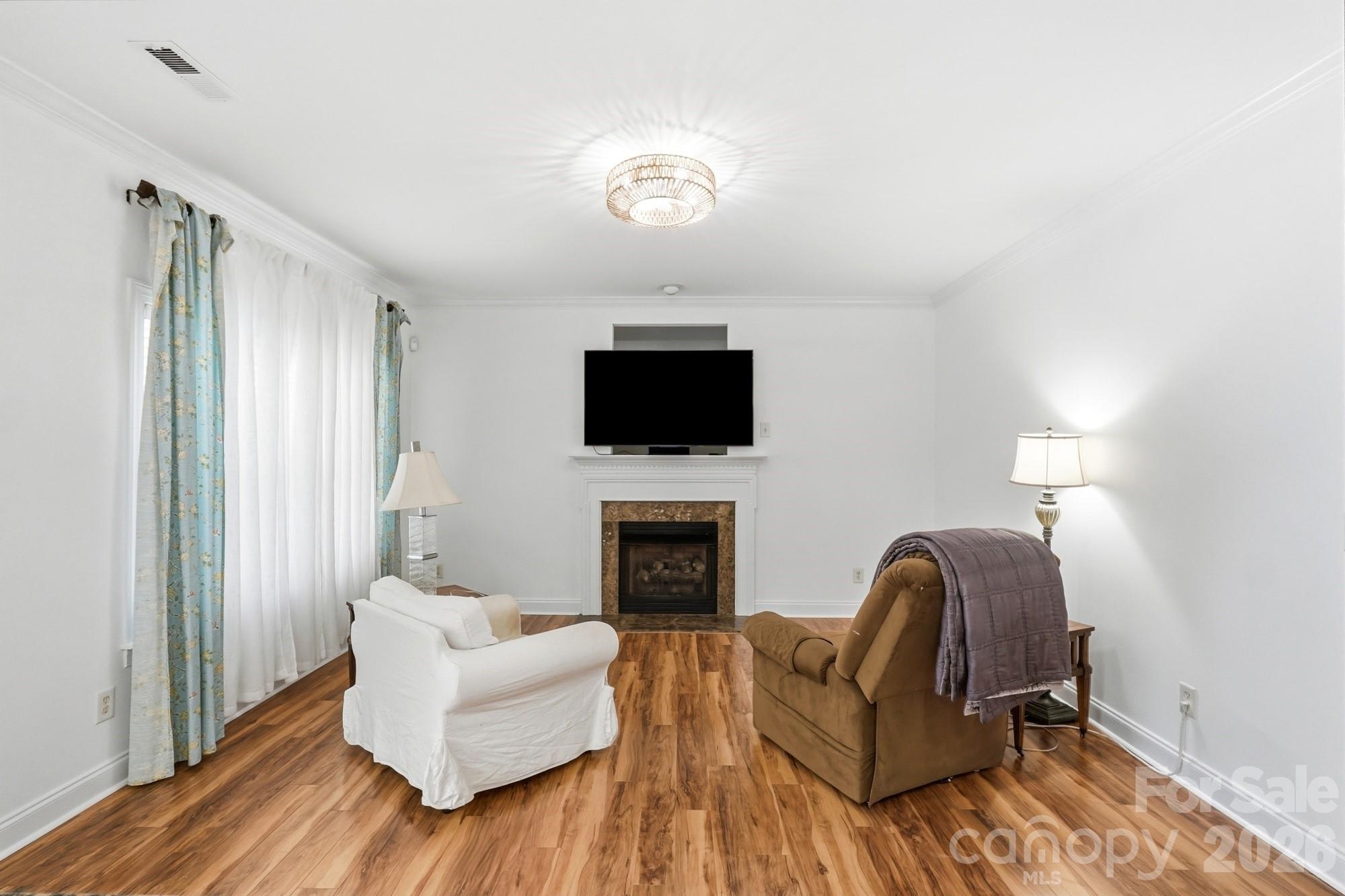 1521 Hilton Meadow Drive Property Photo 12
