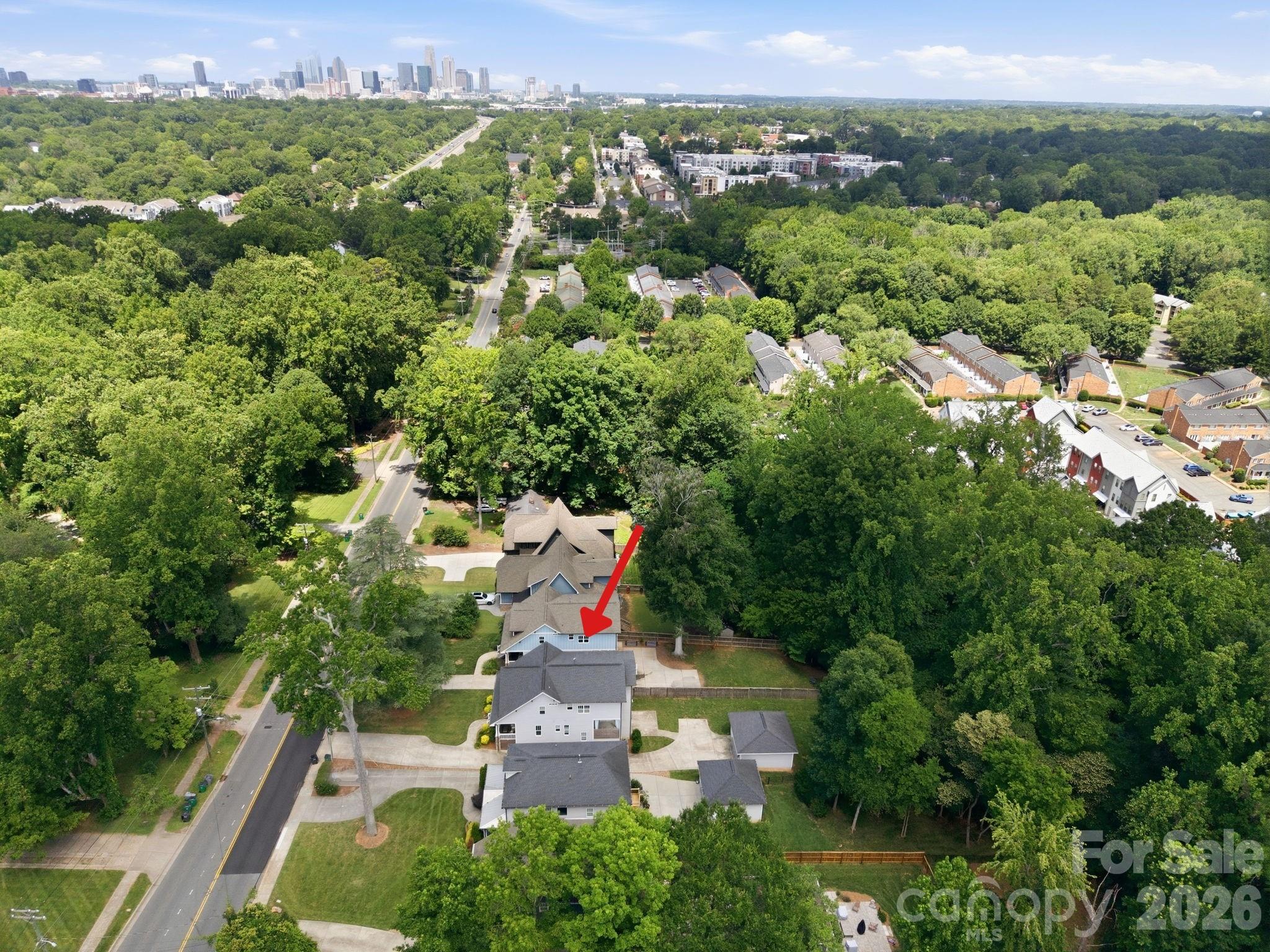 3015 Commonwealth Avenue Property Photo 1