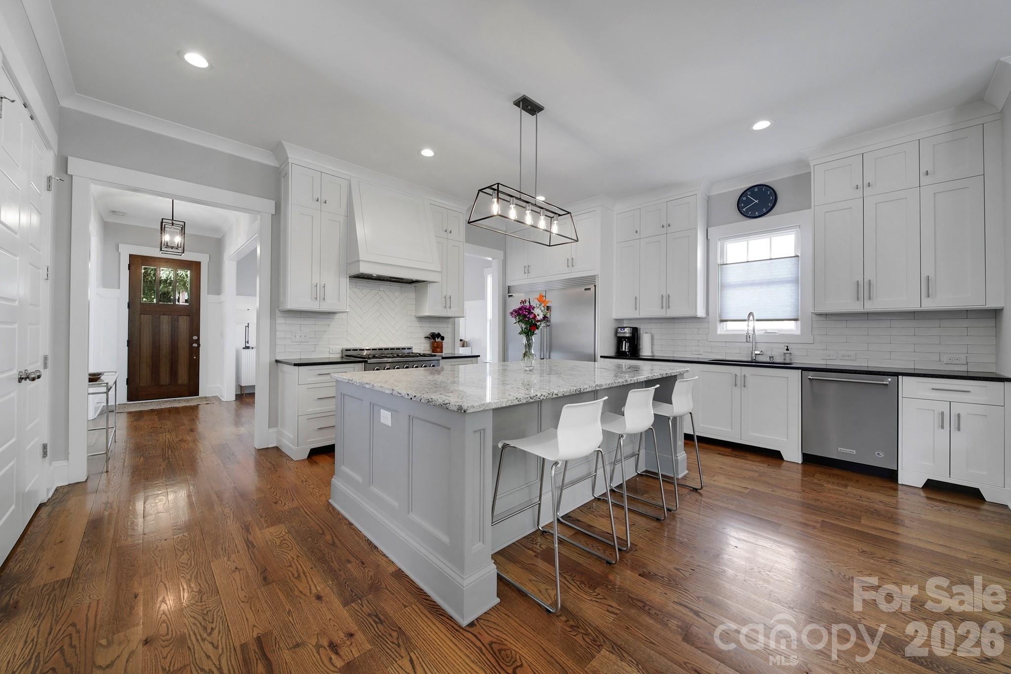 3015 Commonwealth Avenue Property Photo 11